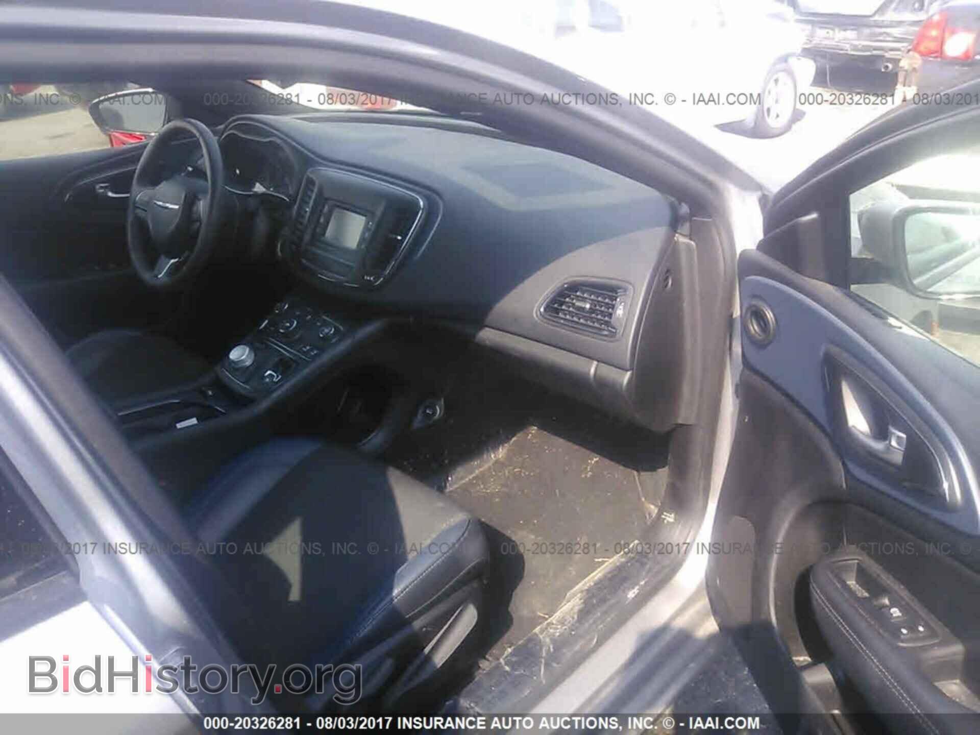 2015 Chrysler 200 - VIN: 1C3CCCBB7FN746790 - Photo 5