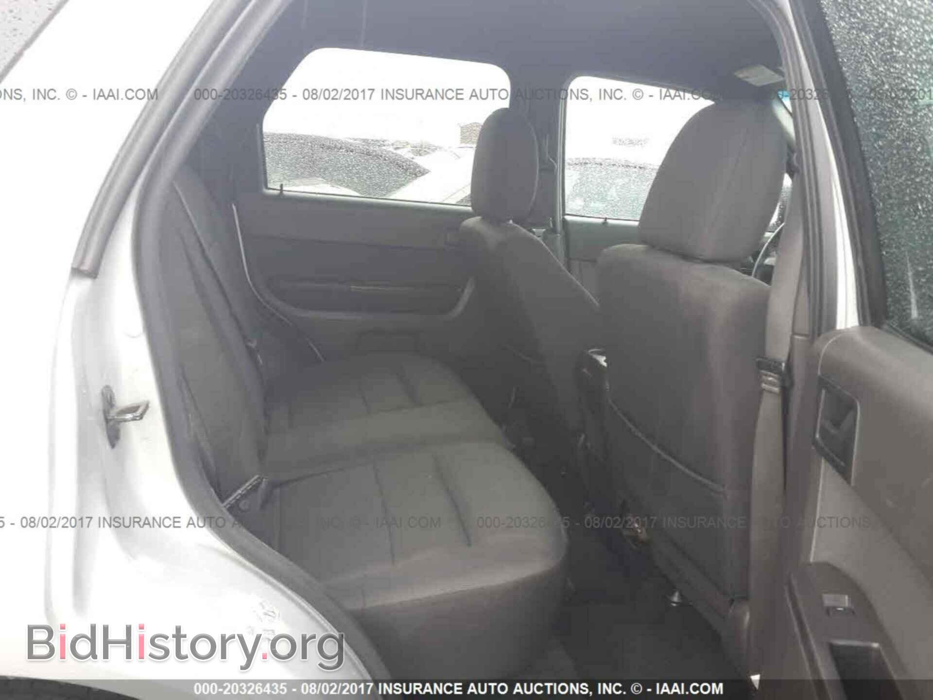 2011 Ford Escape - VIN: 1FMCU9D79BKB26311 - Фото 8