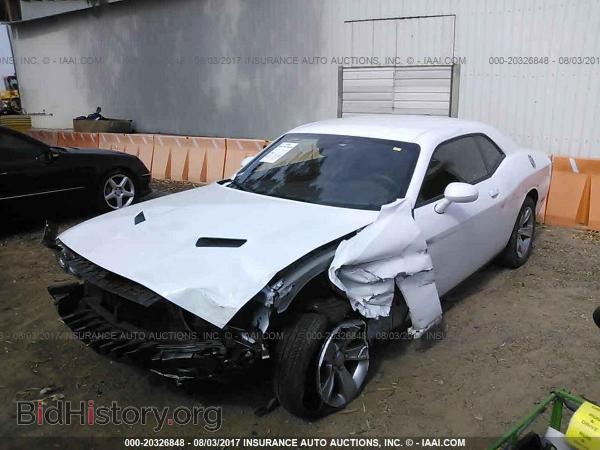 2016 Dodge Challenger - VIN: 2C3CDZAG9GH193261 - Photo 2
