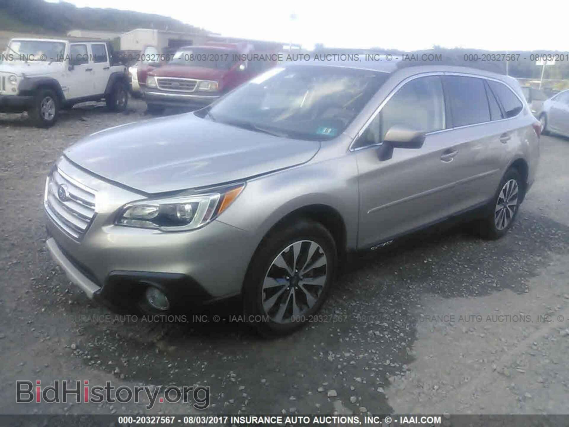 2016 Subaru Outback - VIN: 4S4BSANC8G3206523 - Фото 2