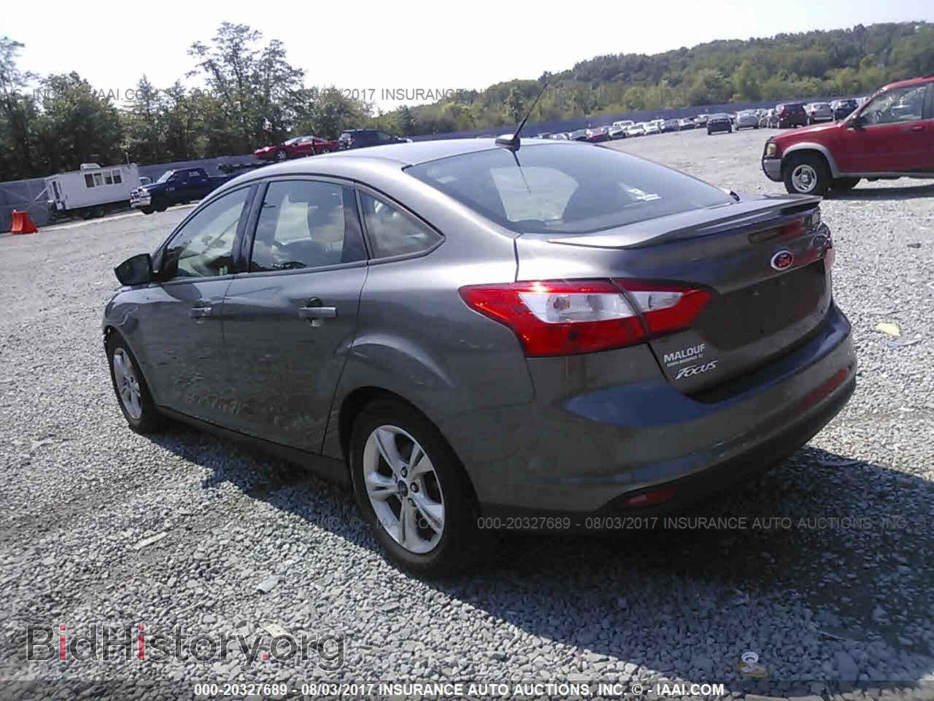 2012 Ford Focus - VIN: 1FAHP3F21CL335740 - Фото 3