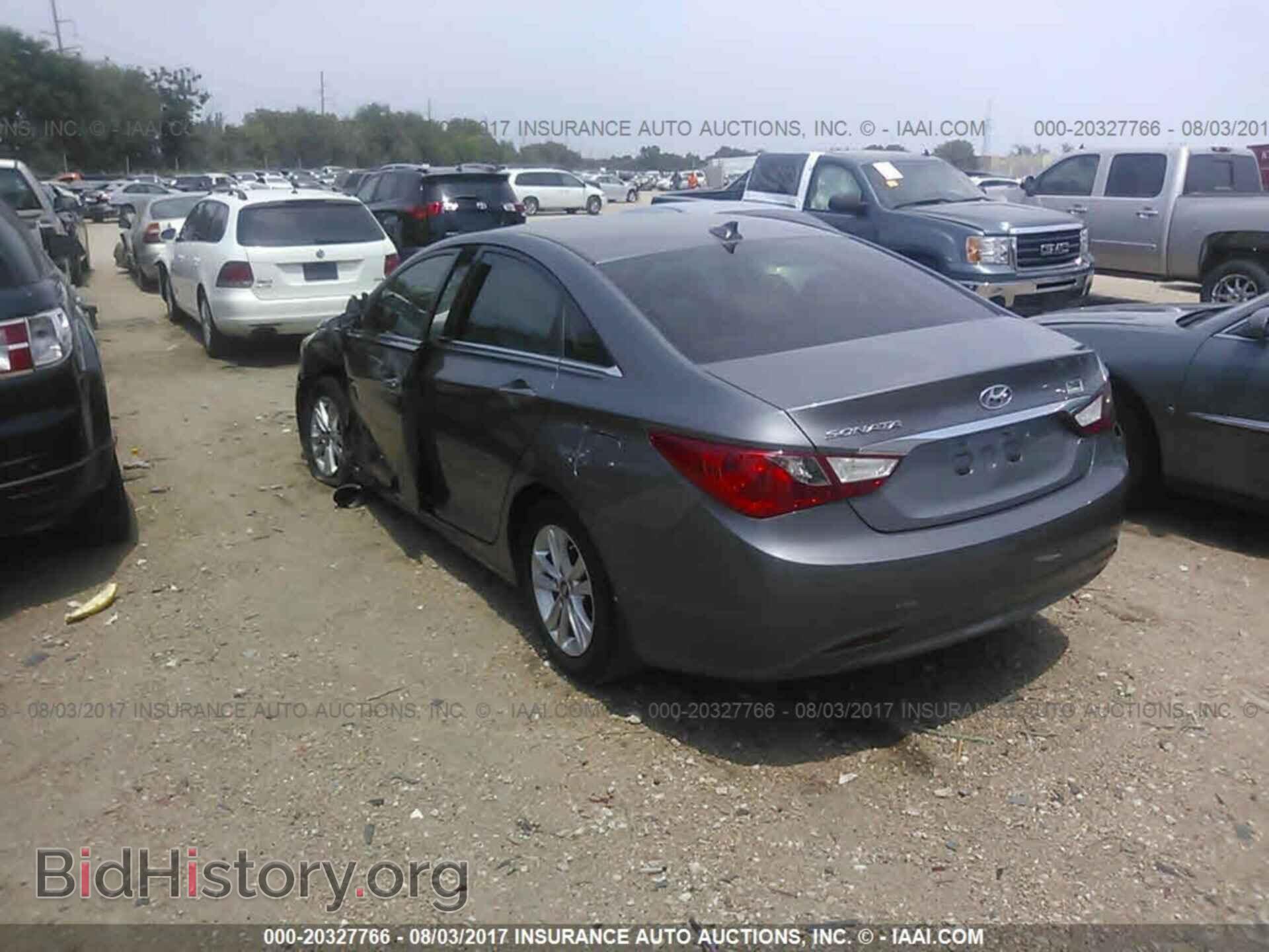 2012 Hyundai Sonata - VIN: 5NPEB4AC5CH350733 - Photo 3