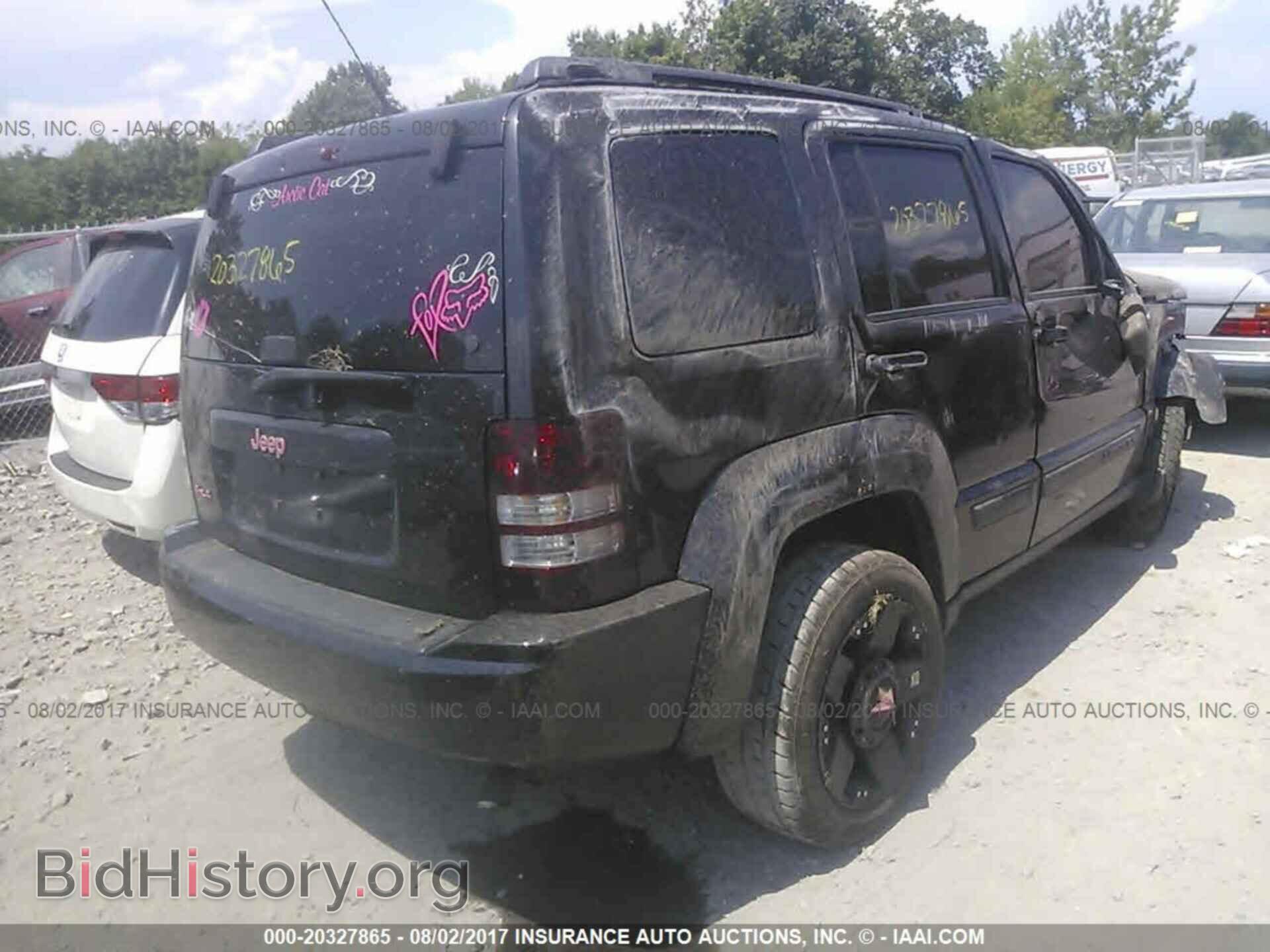 2011 Jeep Liberty - VIN: 1J4PN2GK2BW504577 - Фото 4