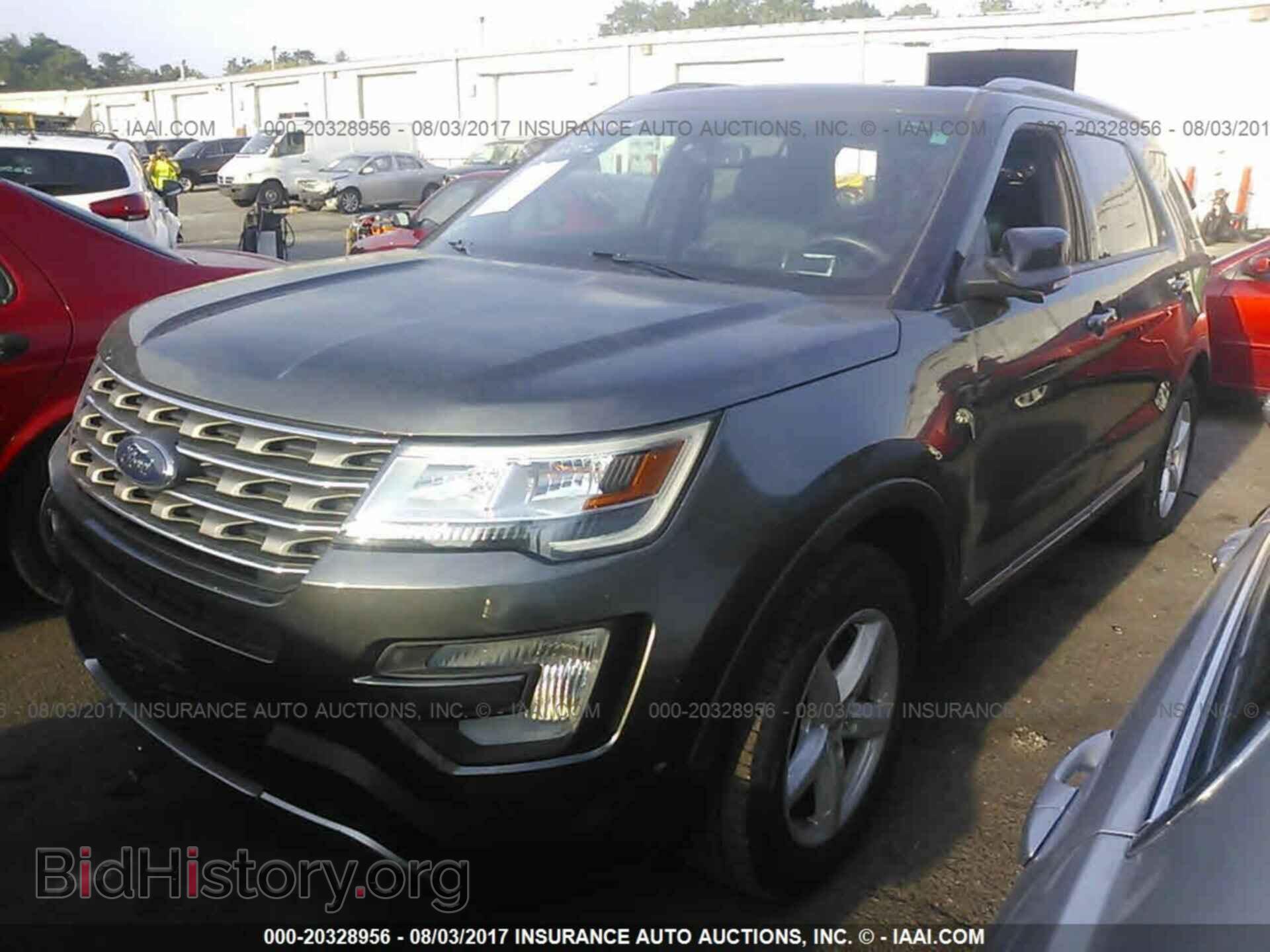 2016 Ford Explorer - VIN: 1FM5K8D88GGB68920 - Фото 2