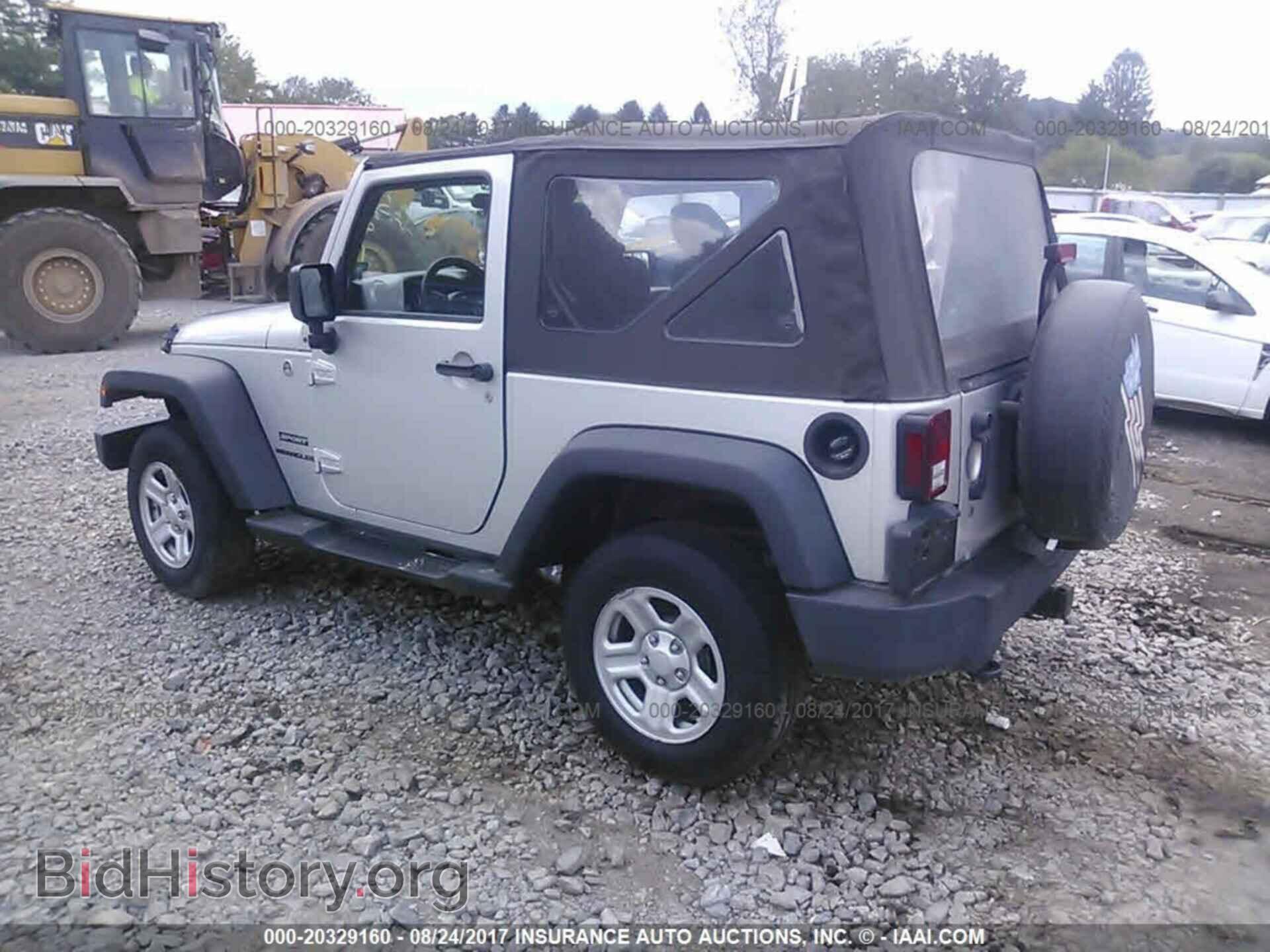 2012 Jeep Wrangler - VIN: 1C4AJWAG6CL253455 - Фото 3