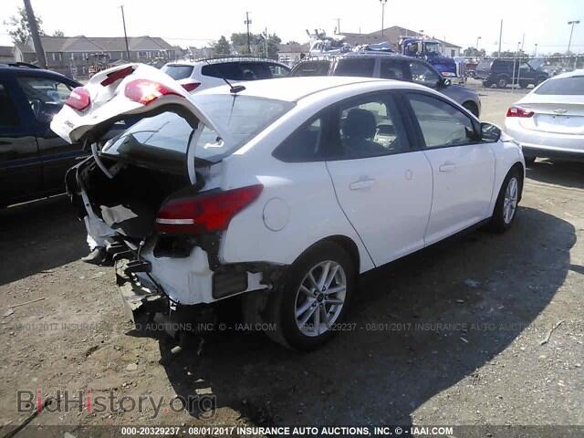 2015 Ford Focus - VIN: 1FADP3F20FL366996 - Photo 4