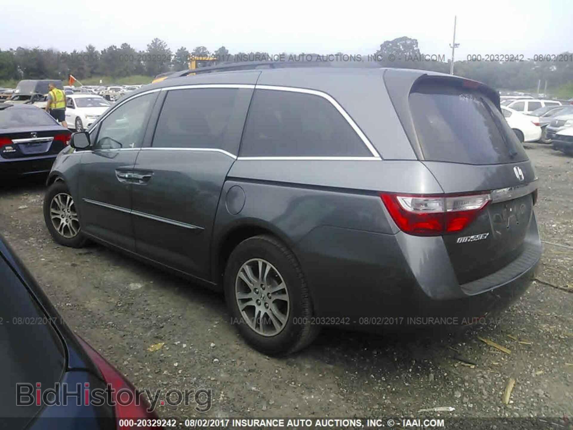 2013 Honda Odyssey - VIN: 5FNRL5H44DB012419 - Фото 3