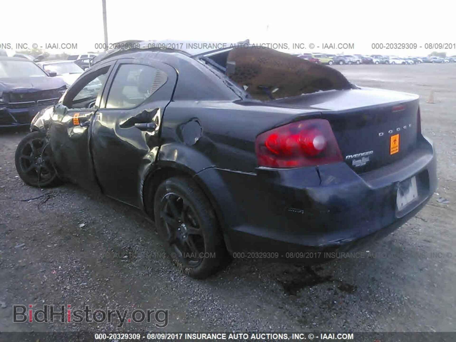 2011 Dodge Avenger - VIN: 1B3BD2FB1BN543964 - Photo 3