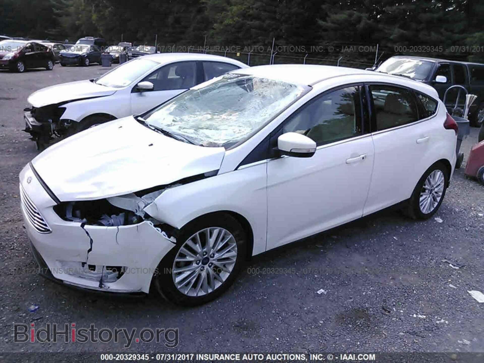 2016 Ford Focus - VIN: 1FADP3N28GL299633 - Фото 2
