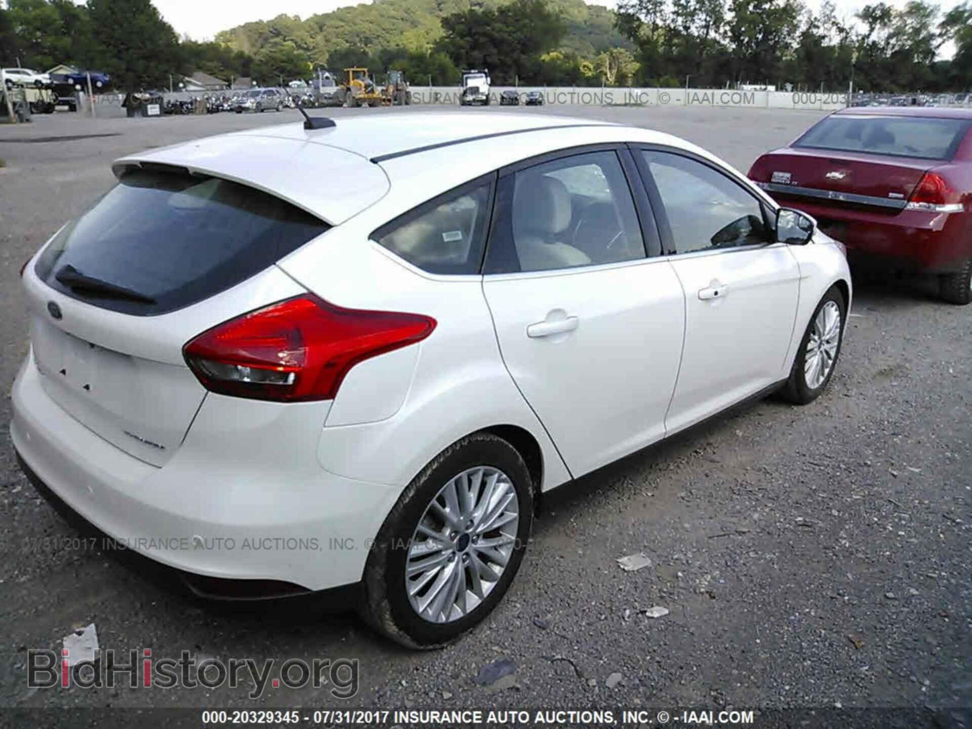2016 Ford Focus - VIN: 1FADP3N28GL299633 - Фото 4