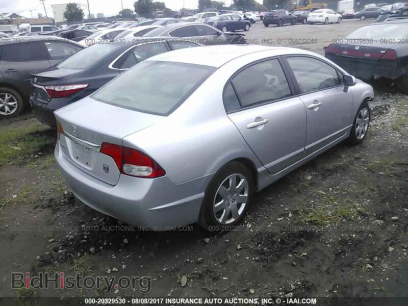 2011 Honda CIVIC (VIN 2HGFA1F57BH530479) — фото 4 из 10