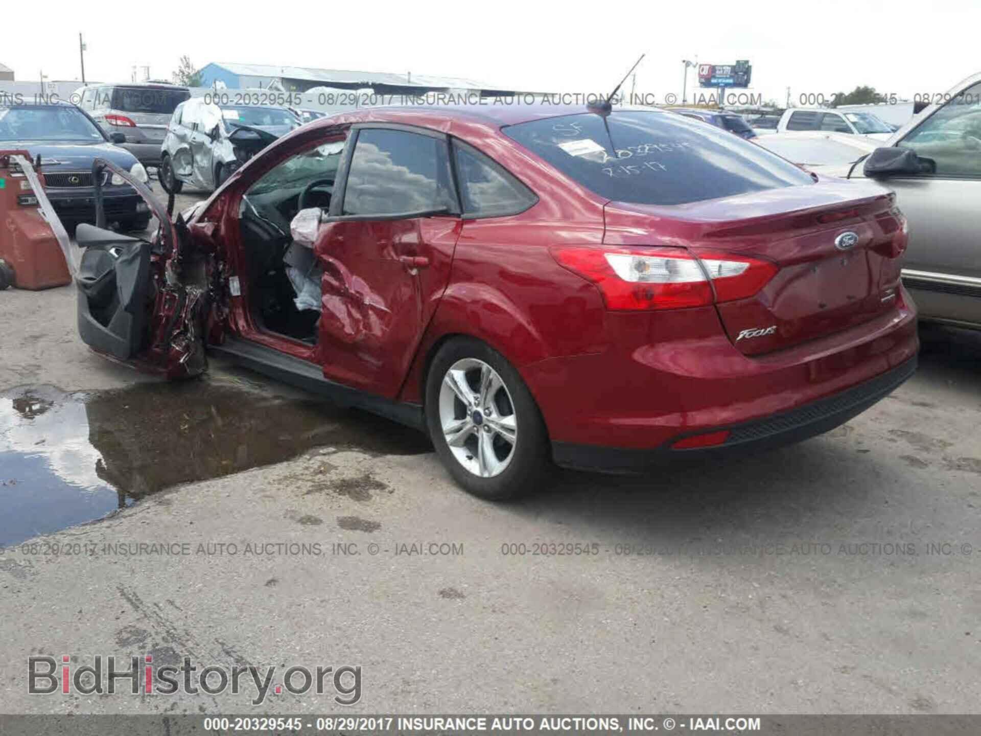 2014 Ford Focus - VIN: 1FADP3F23EL195594 - Фото 3
