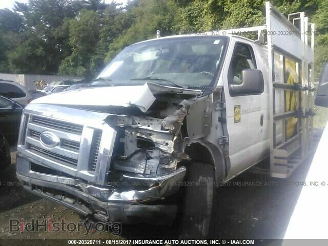 2011 Ford Econoline - VIN: 1FTNE2EWXBDA50495 - Фото 2