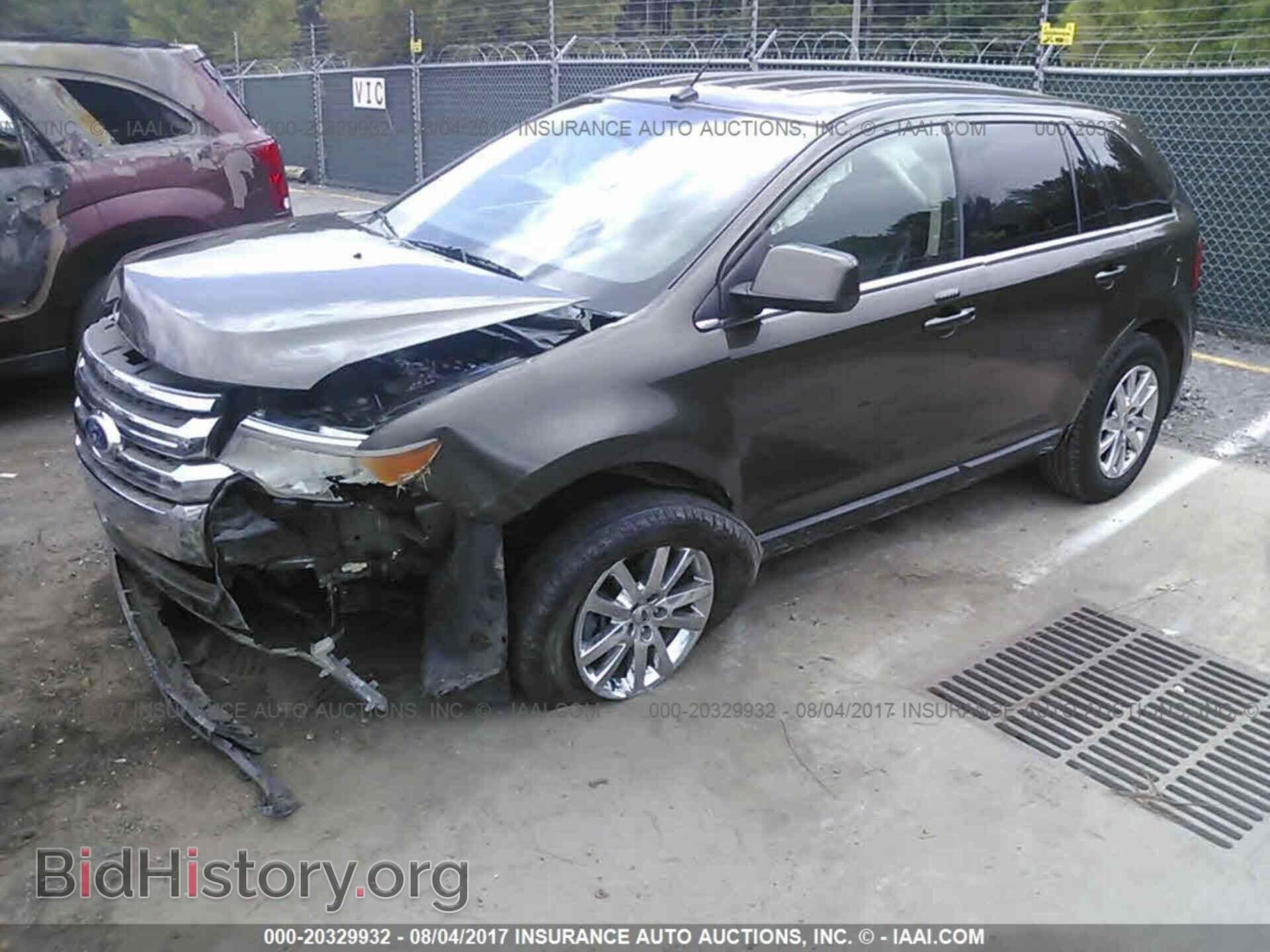 2011 Ford Edge - VIN: 2FMDK3KC2BBA43403 - Photo 2