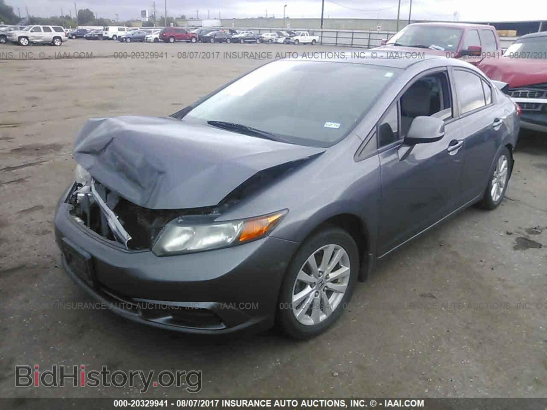 2012 Honda Civic - VIN: 19XFB2F82CE028083 - Фото 2