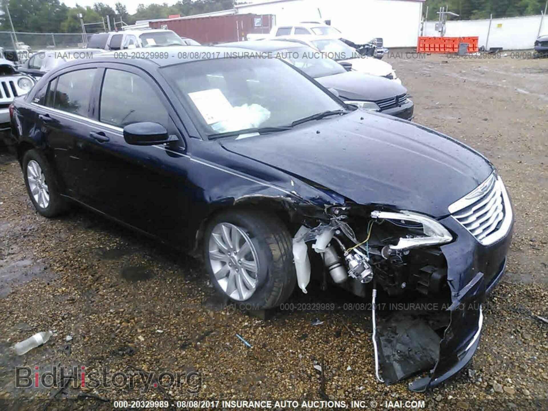 Photo 1C3CCBBG5DN569112 - Chrysler 200 2013