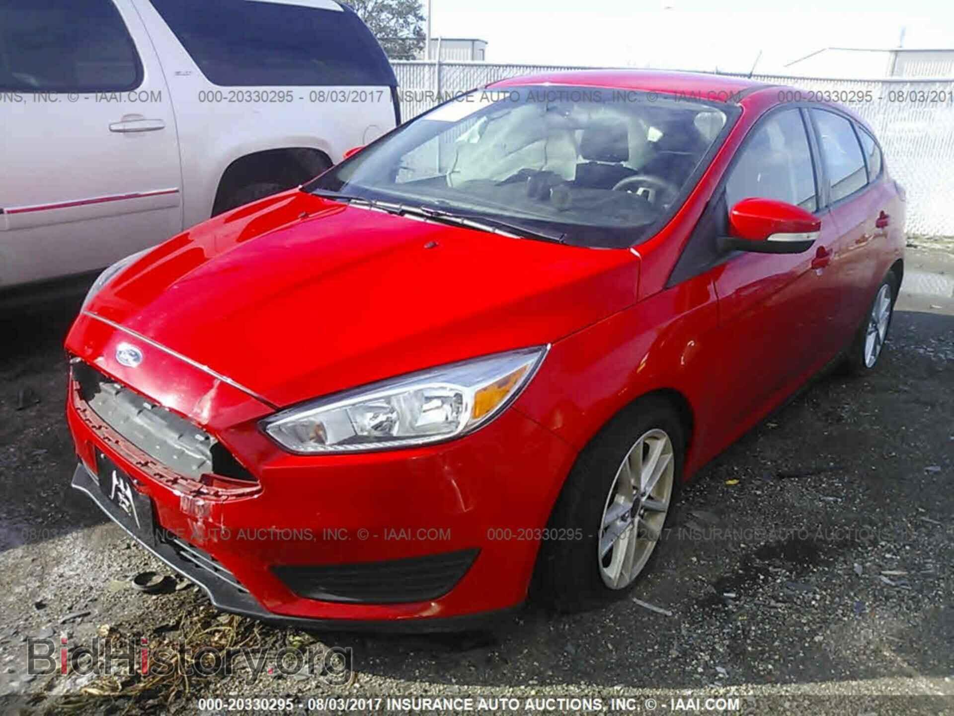 2015 Ford Focus - VIN: 1FADP3K27FL250586 - Photo 2