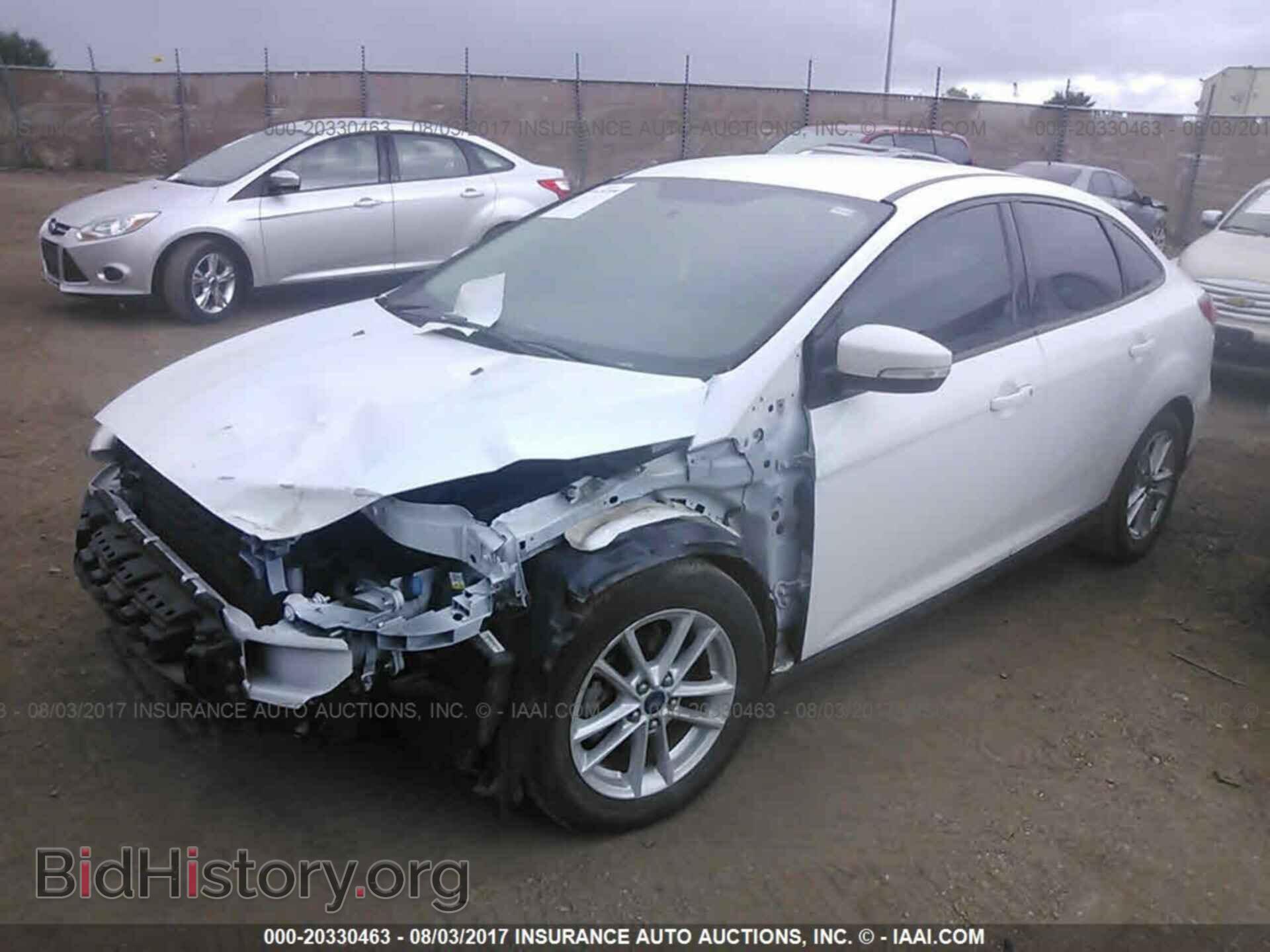 2015 Ford Focus - VIN: 1FADP3F27FL206145 - Photo 2