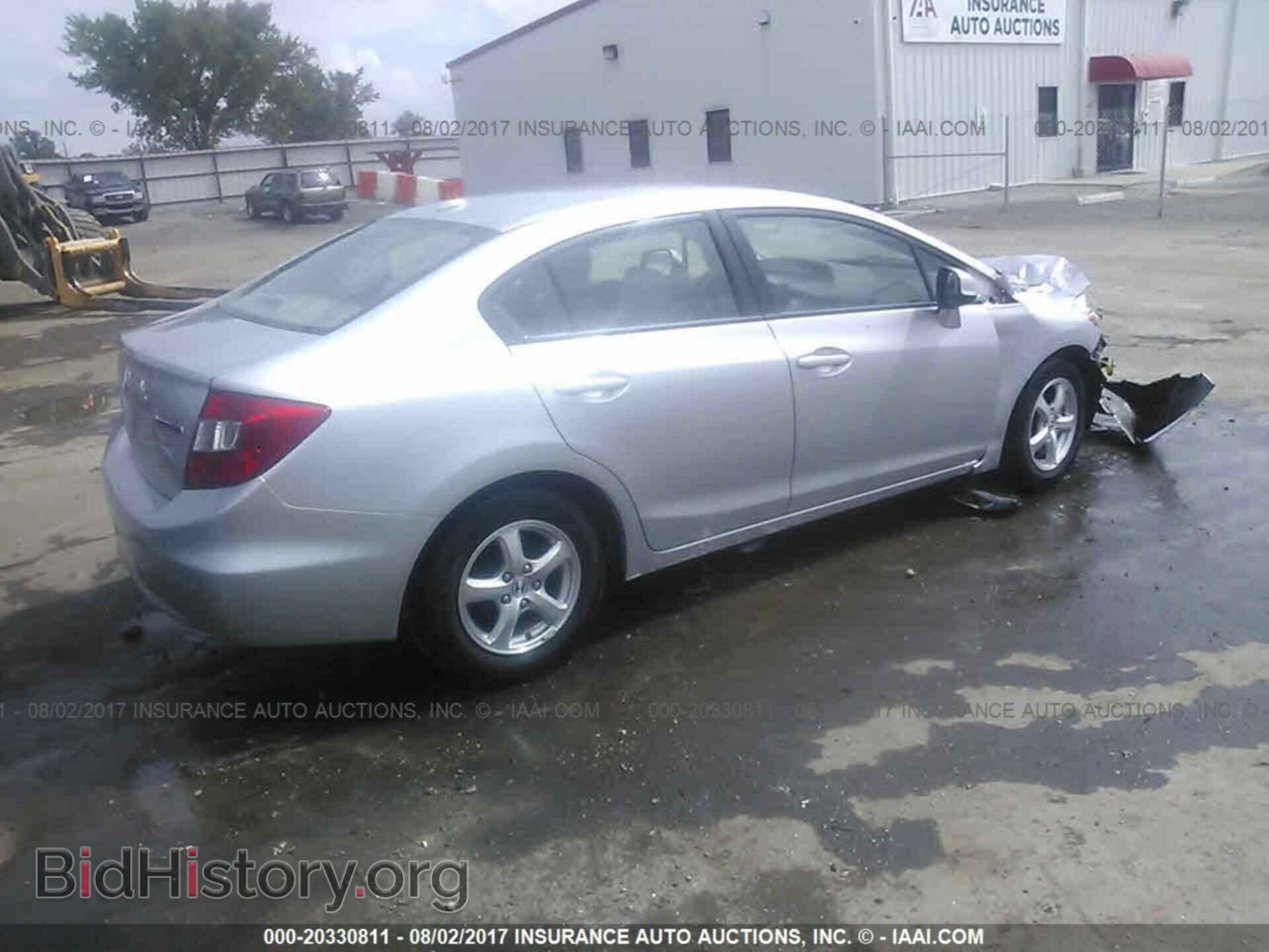 2012 Honda Civic - VIN: 19XFB5F59CE000191 - Фото 4