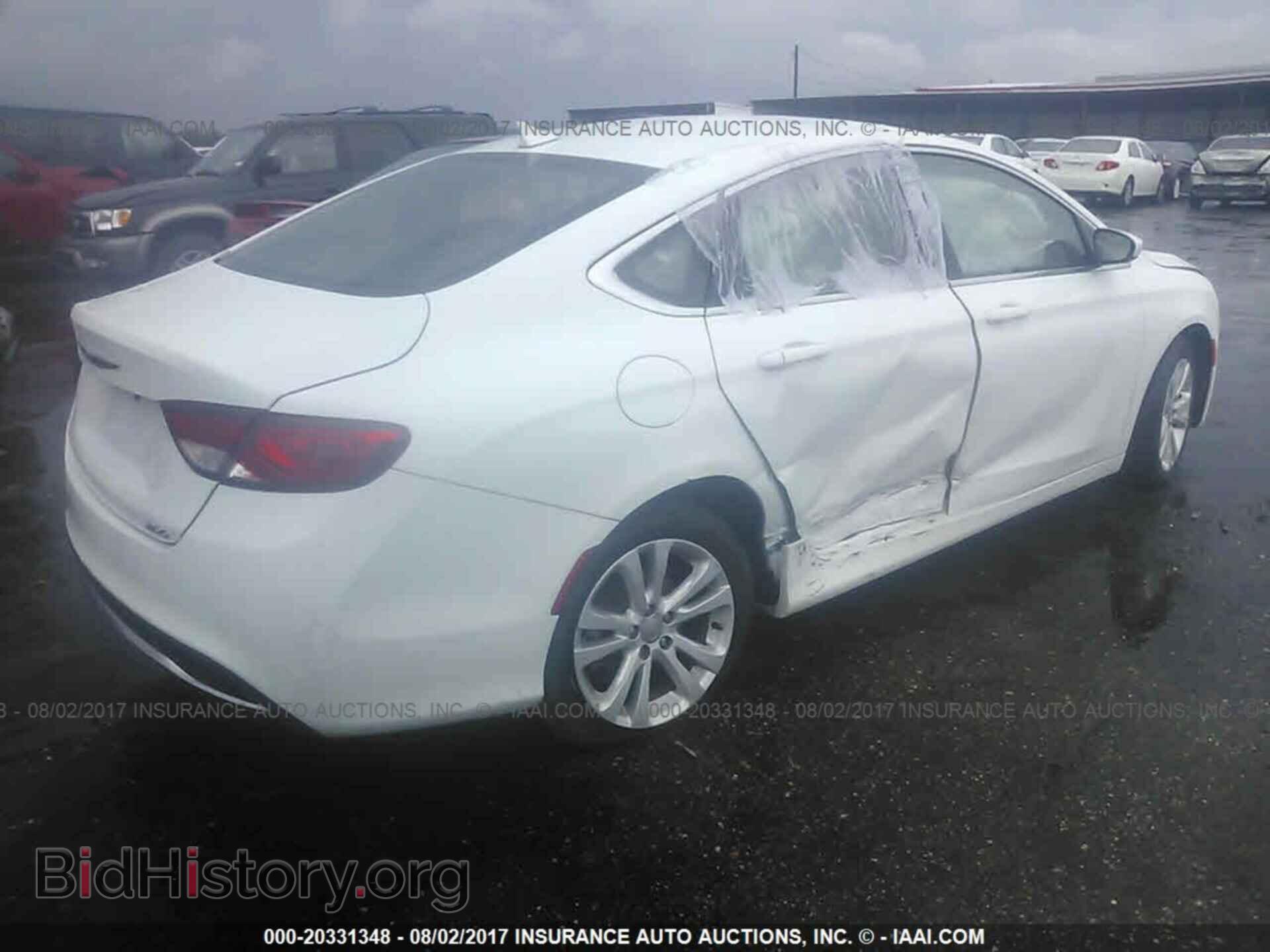 2016 Chrysler 200 - VIN: 1C3CCCAB6GN178213 - Photo 4