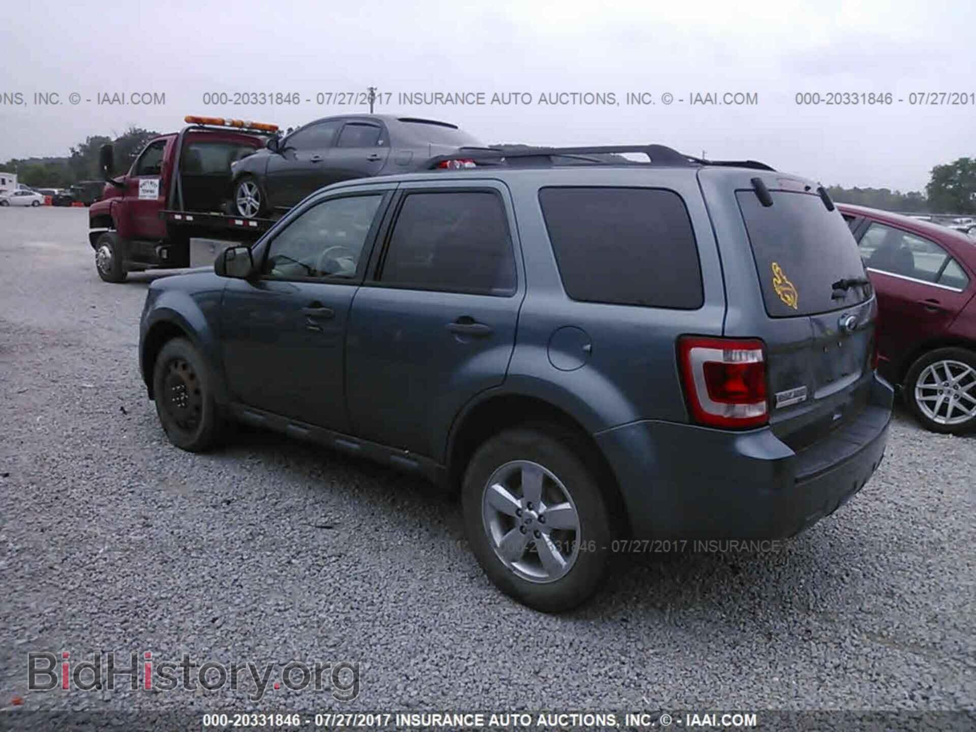 2012 Ford Escape - VIN: 1FMCU9D79CKB64879 - Photo 3