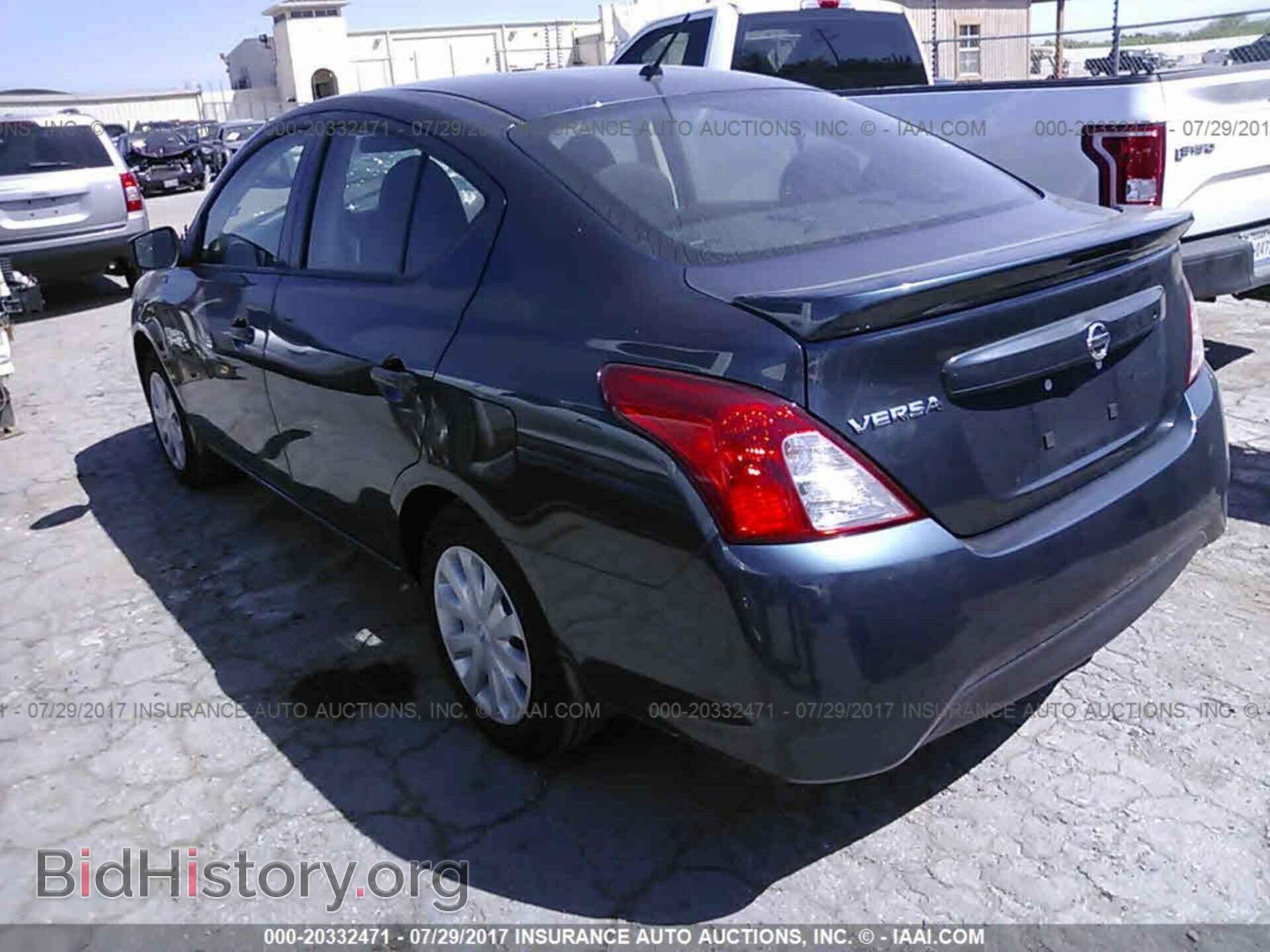 2017 Nissan Versa - VIN: 3N1CN7AP3HL851357 - Фото 3