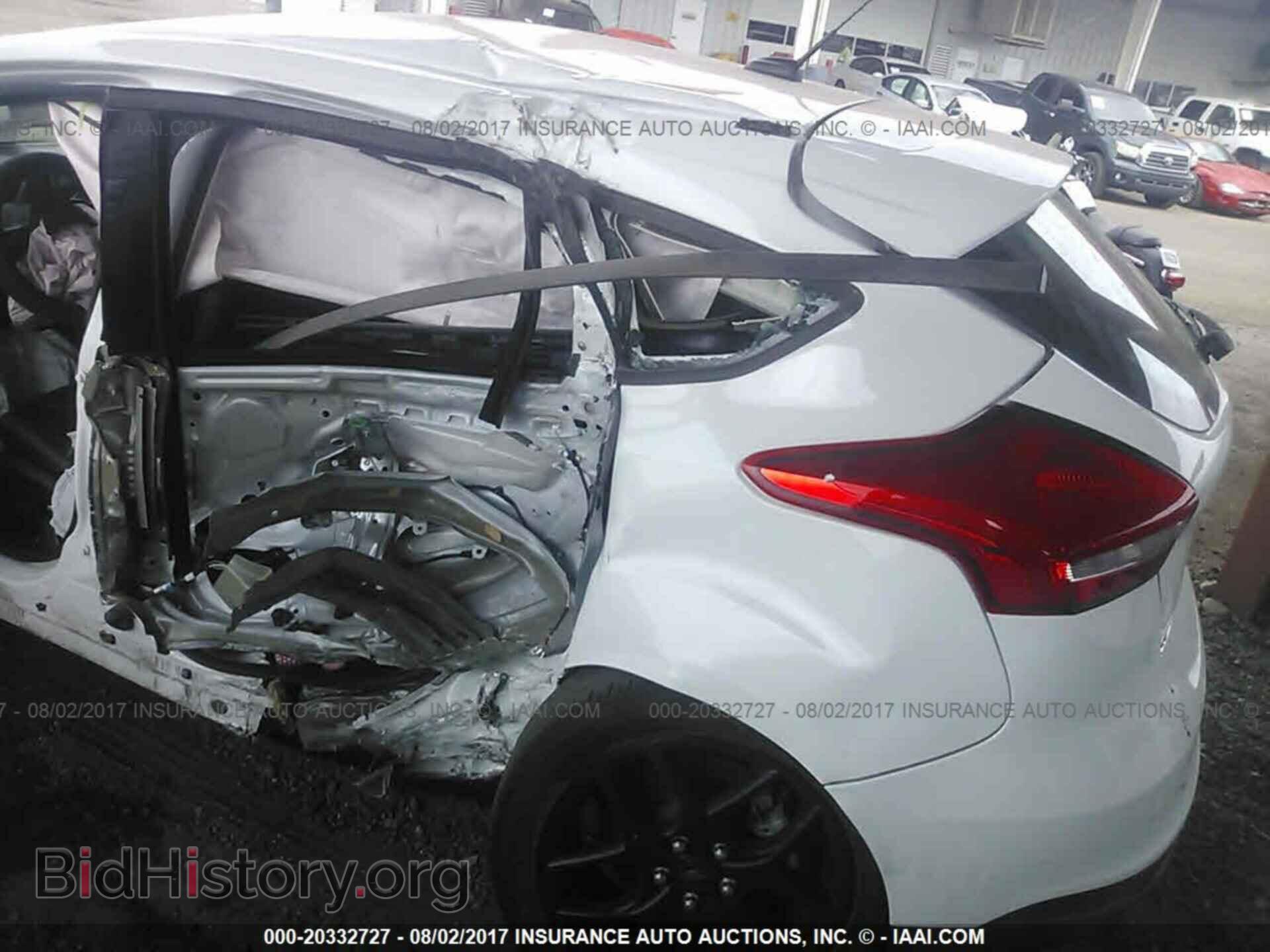 2016 Ford Focus - VIN: 1FADP3K28GL256009 - Фото 6