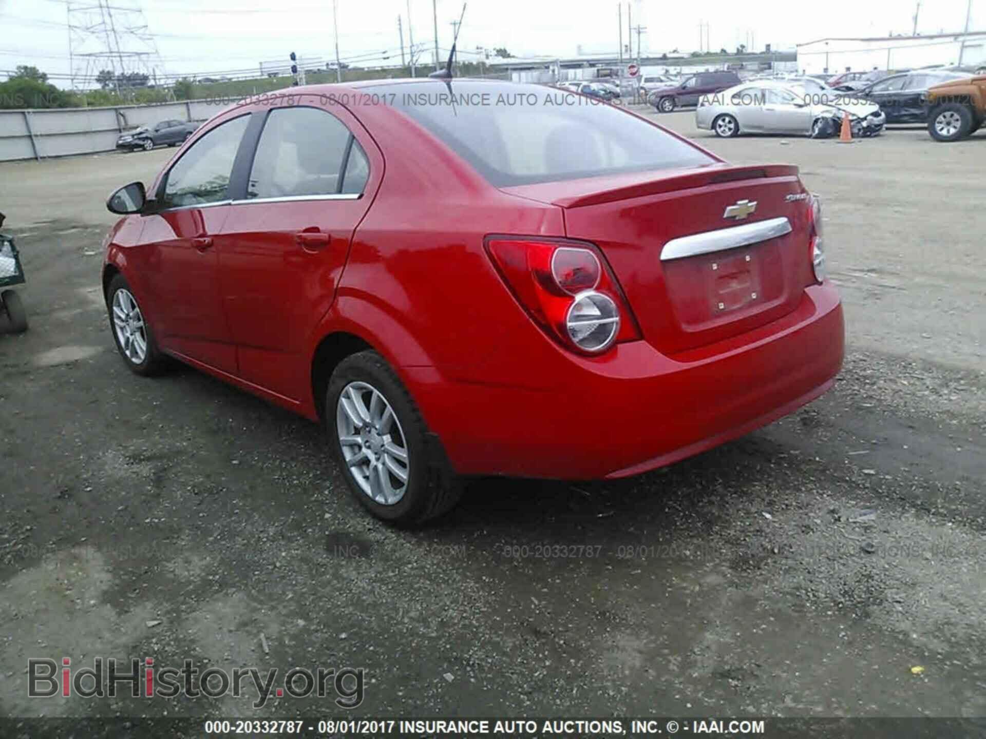 2014 Chevrolet Sonic - VIN: 1G1JC5SH3E4145893 - Фото 3