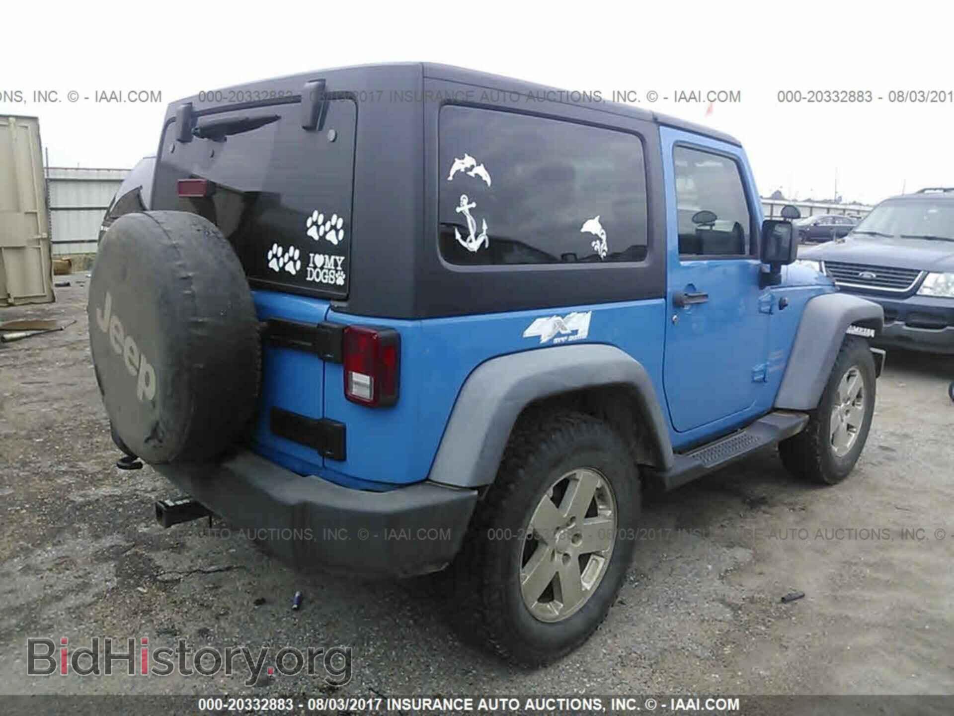 2011 Jeep Wrangler - VIN: 1J4AA2D11BL551551 - Фото 4