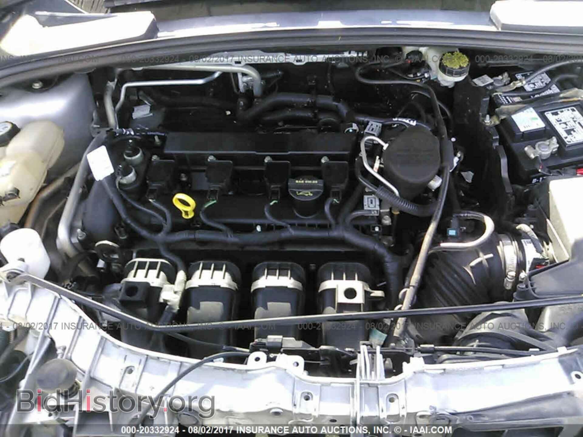 2012 Ford Focus - VIN: 1FAHP3H26CL121095 - Photo 10