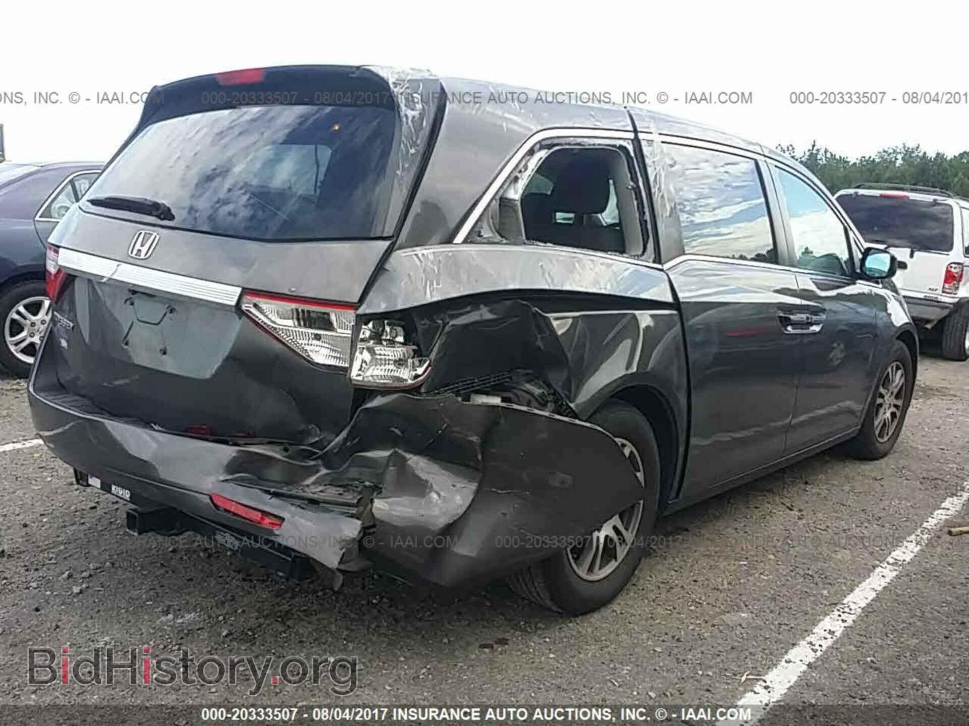 2013 Honda Odyssey - VIN: 5FNRL5H68DB041990 - Фото 4