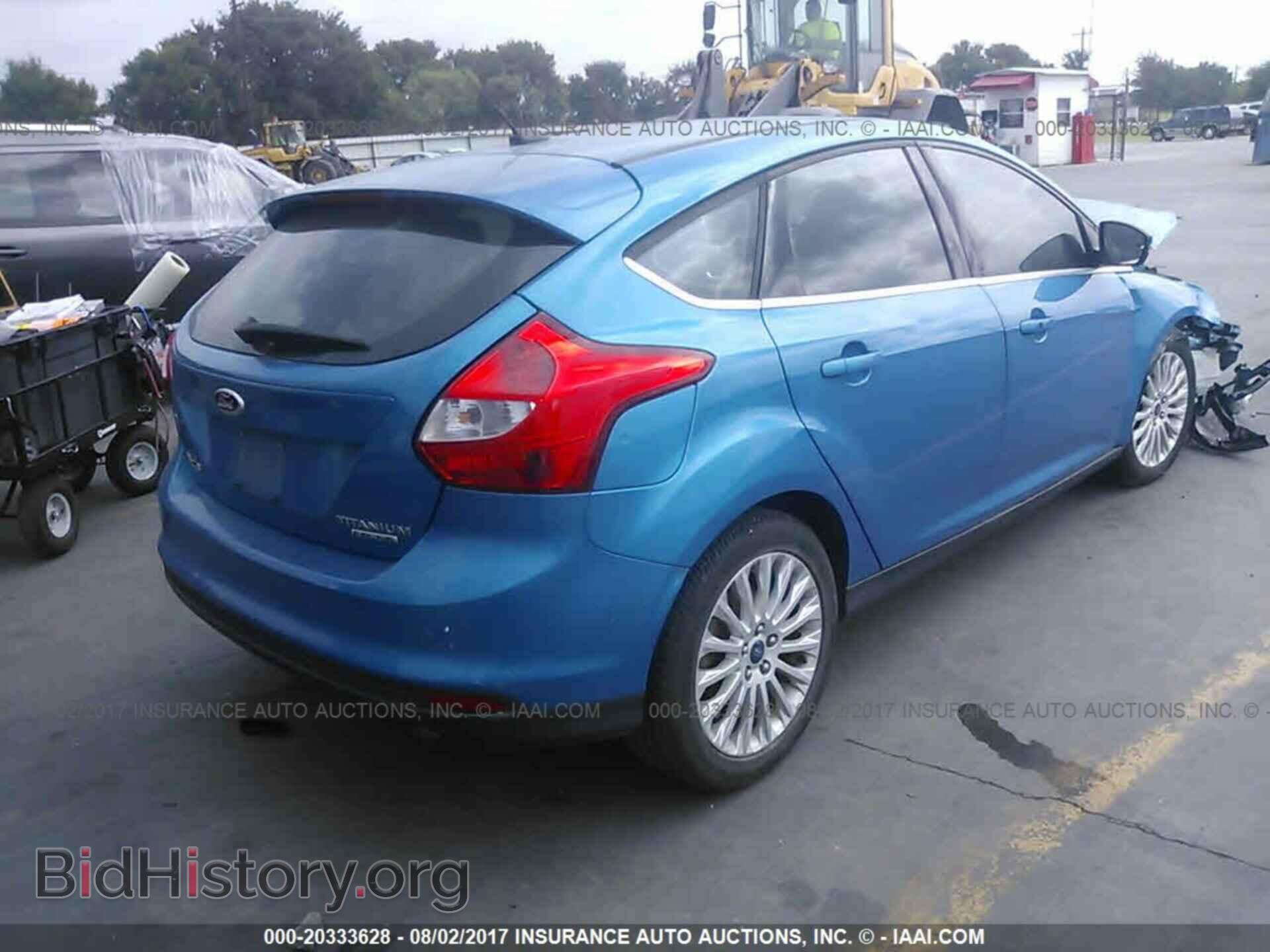 2012 Ford Focus - VIN: 1FAHP3N23CL415414 - Photo 4