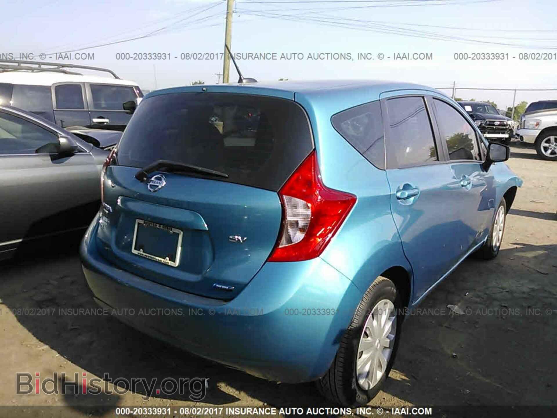 2015 Nissan Versa note - VIN: 3N1CE2CP5FL350774 - Photo 4