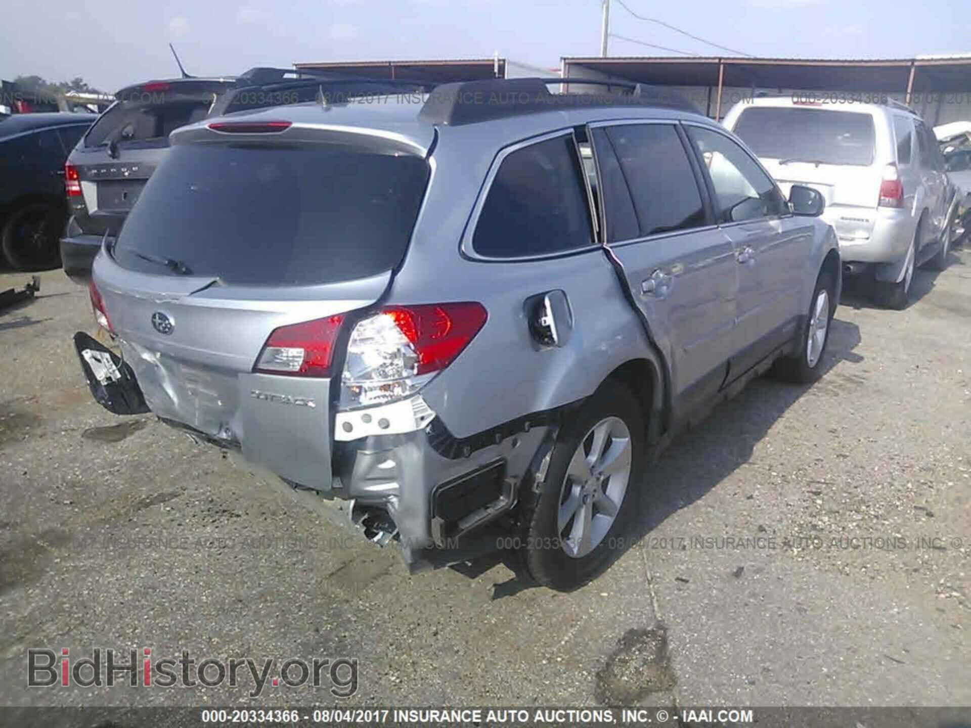 2013 Subaru Outback - VIN: 4S4BRCKC0D3212601 - Photo 4
