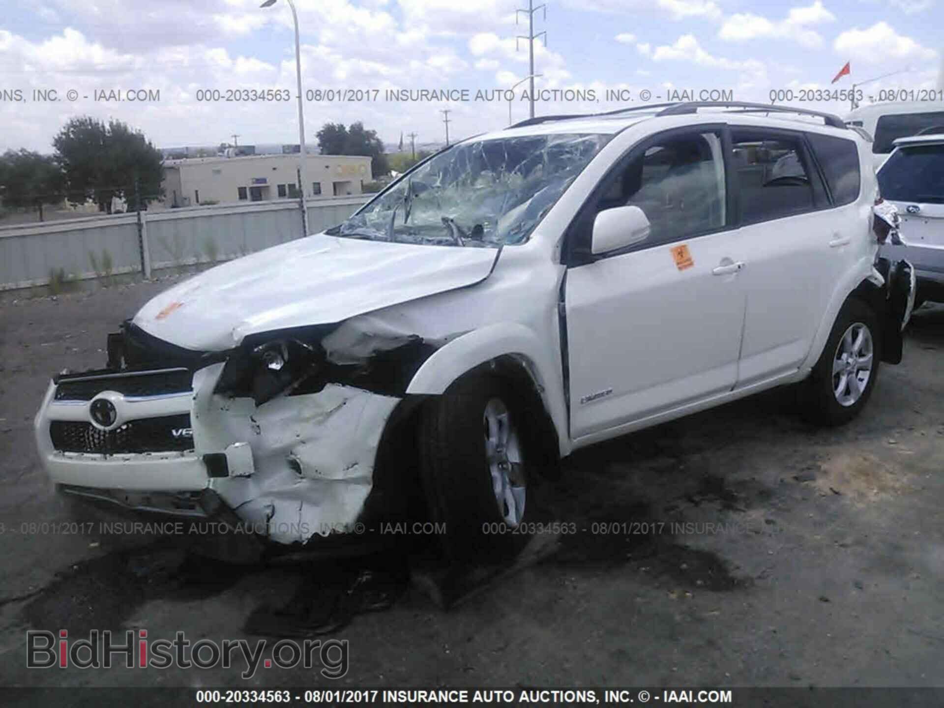 2011 Toyota Rav4 - VIN: 2T3DK4DV1BW046878 - Фото 2