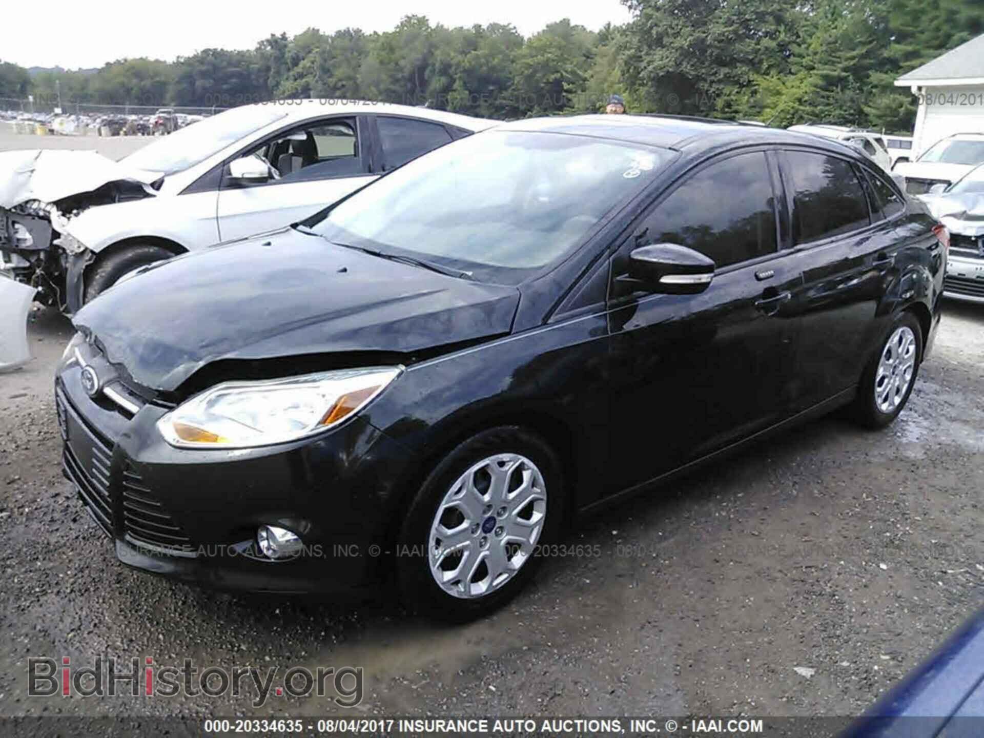 2012 Ford Focus - VIN: 1FAHP3F24CL281902 - Photo 2