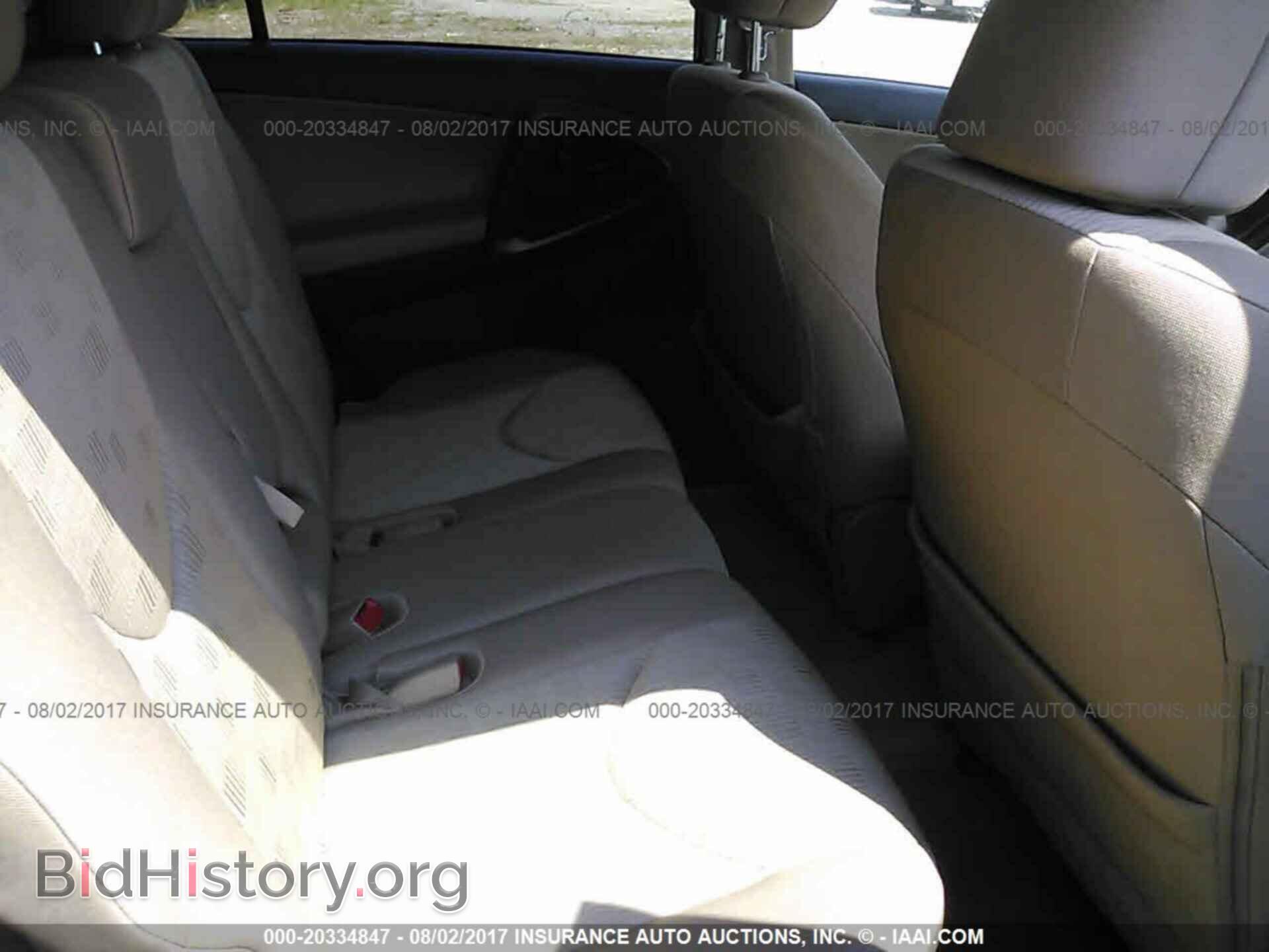 2011 Toyota Rav4 - VIN: 2T3ZF4DV7BW090801 - Фото 8