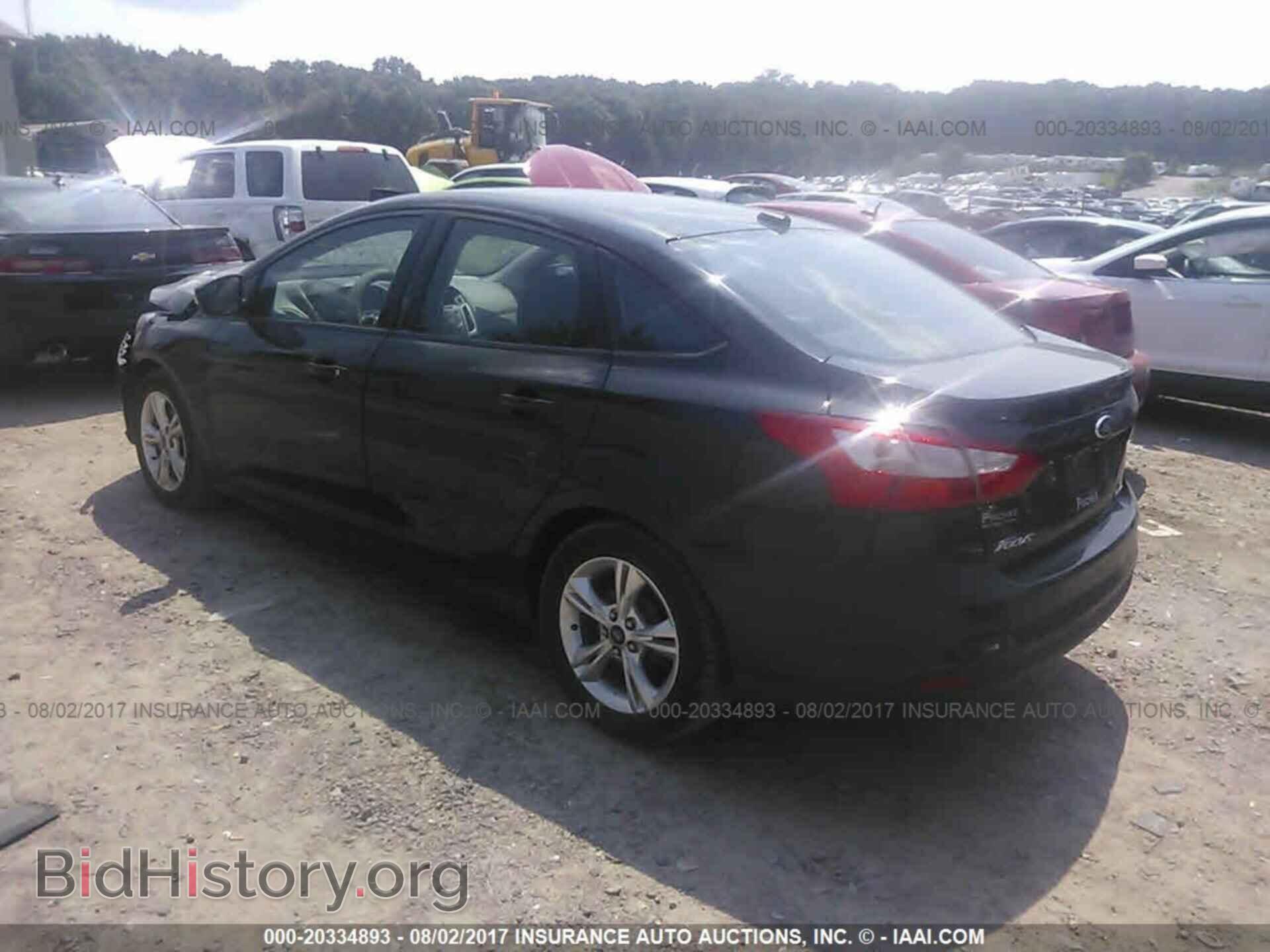 2014 Ford Focus - VIN: 1FADP3F25EL162032 - Photo 3