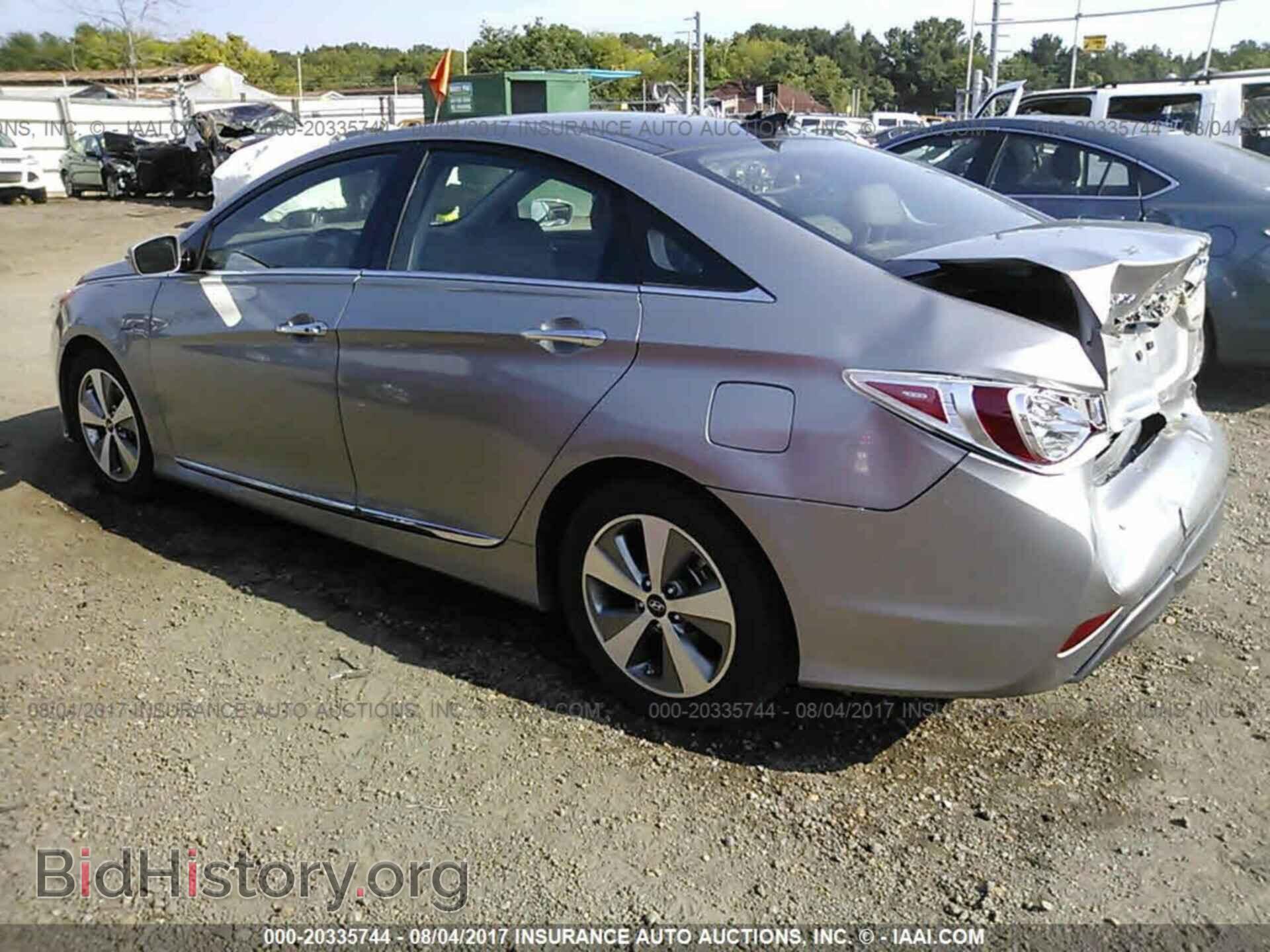 2012 Hyundai Sonata - VIN: KMHEC4A41CA046534 - Photo 3
