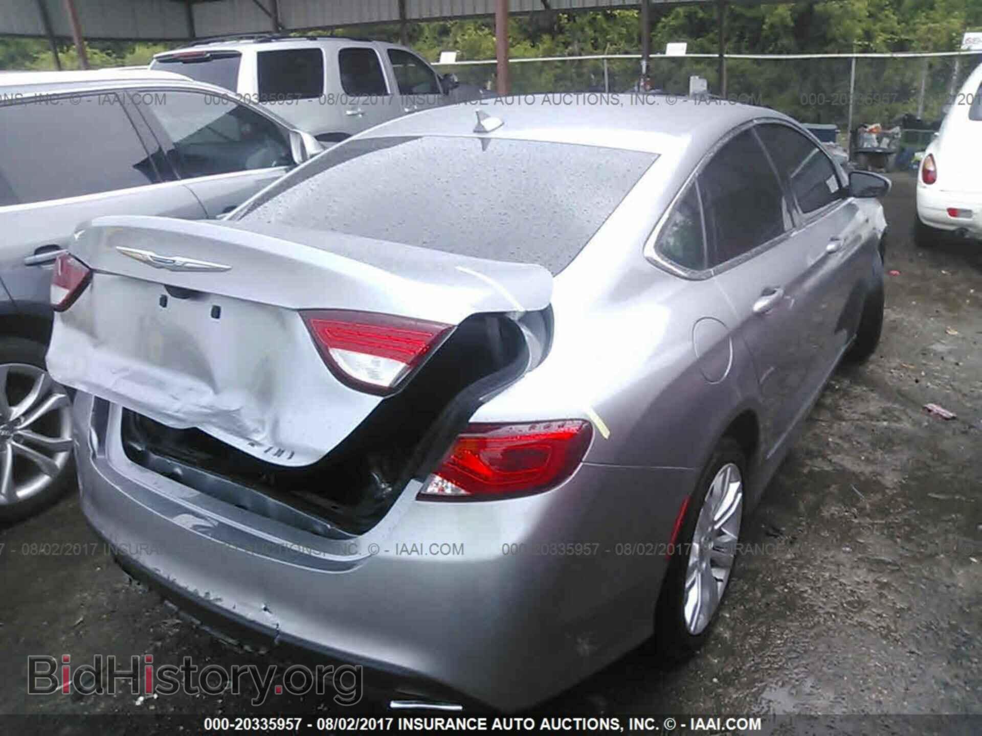 2016 Chrysler 200 - VIN: 1C3CCCAB1GN162694 - Photo 4