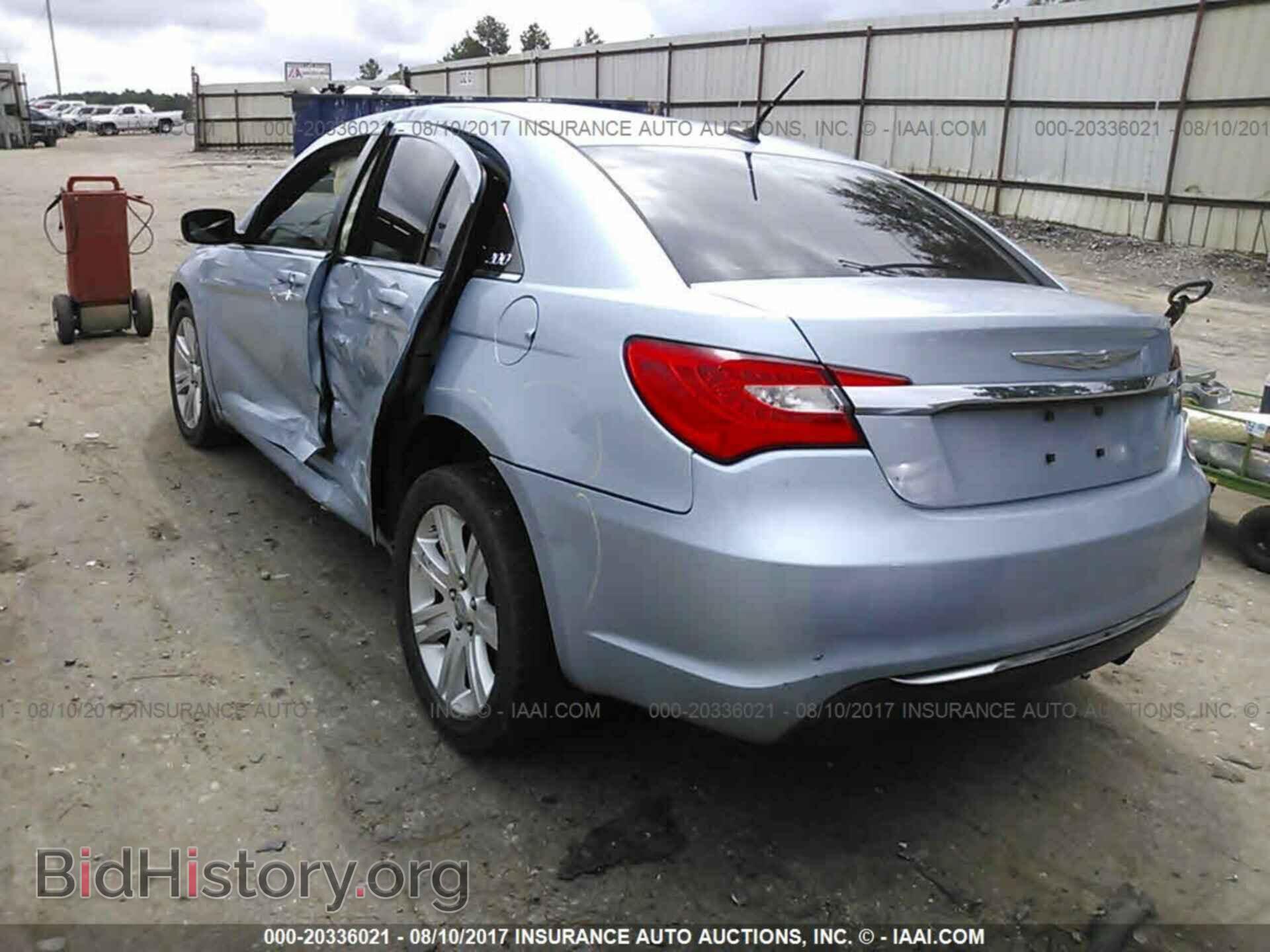 2013 Chrysler 200 - VIN: 1C3CCBBB3DN539000 - Фото 3