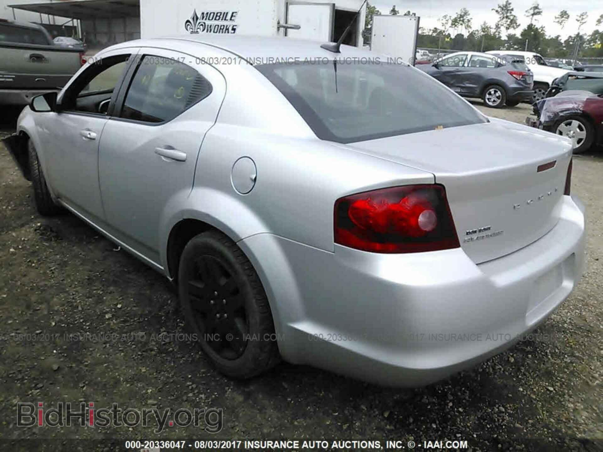 2011 Dodge Avenger - VIN: 1B3BD4FB7BN534018 - Photo 3