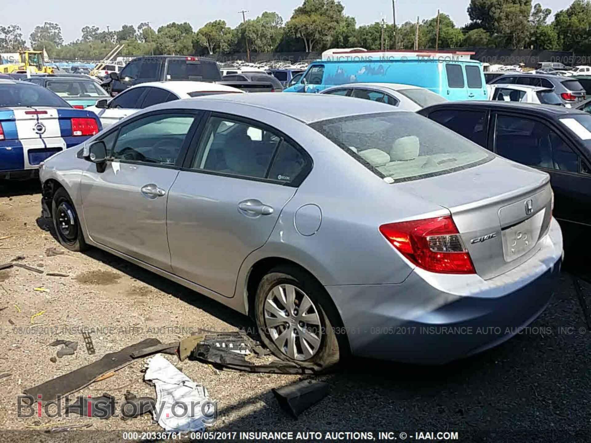 2012 Honda Civic - VIN: 19XFB2F56CE352448 - Фото 3