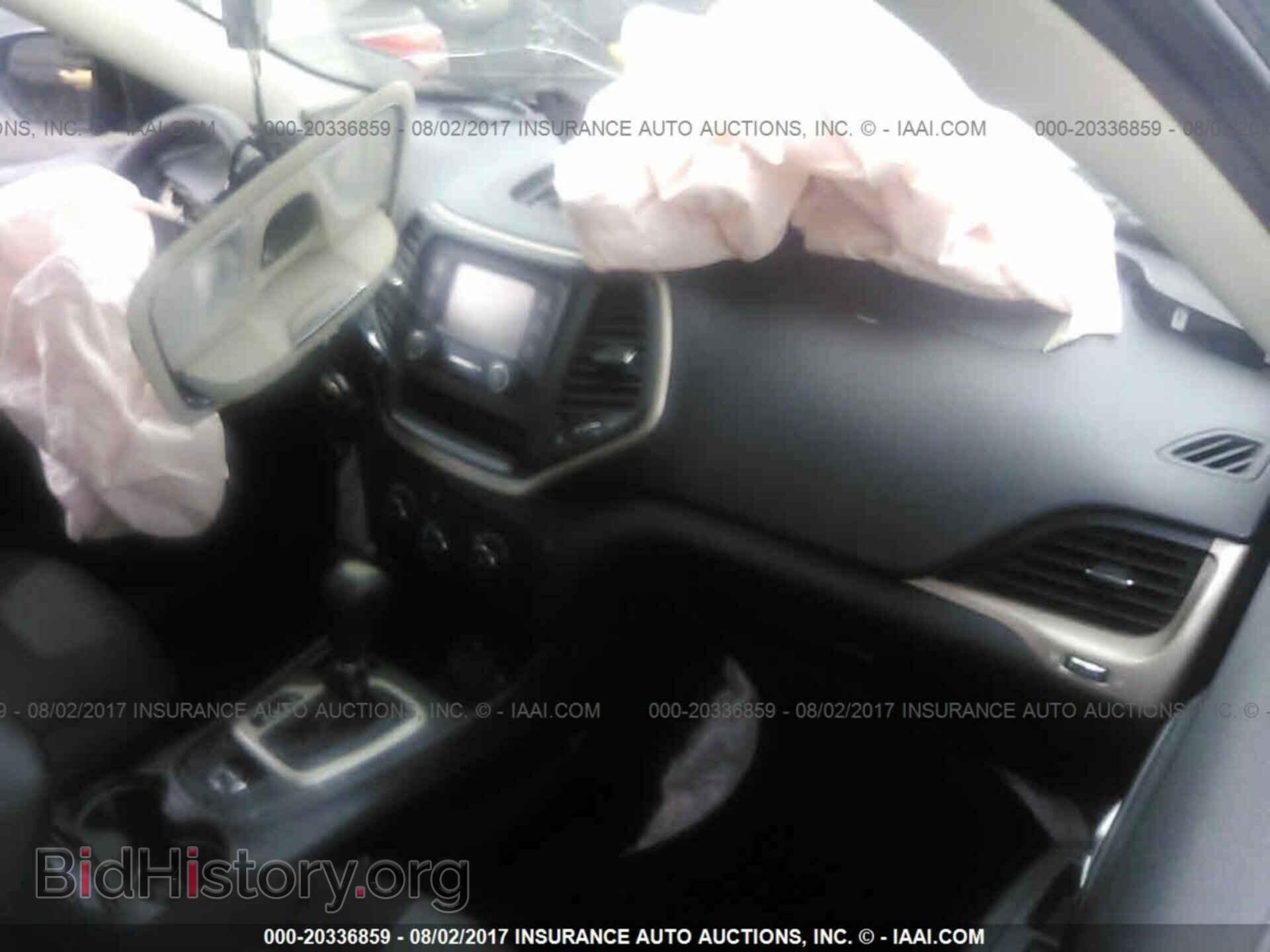 2015 Jeep Cherokee - VIN: 1C4PJLAB7FW730961 - Фото 5
