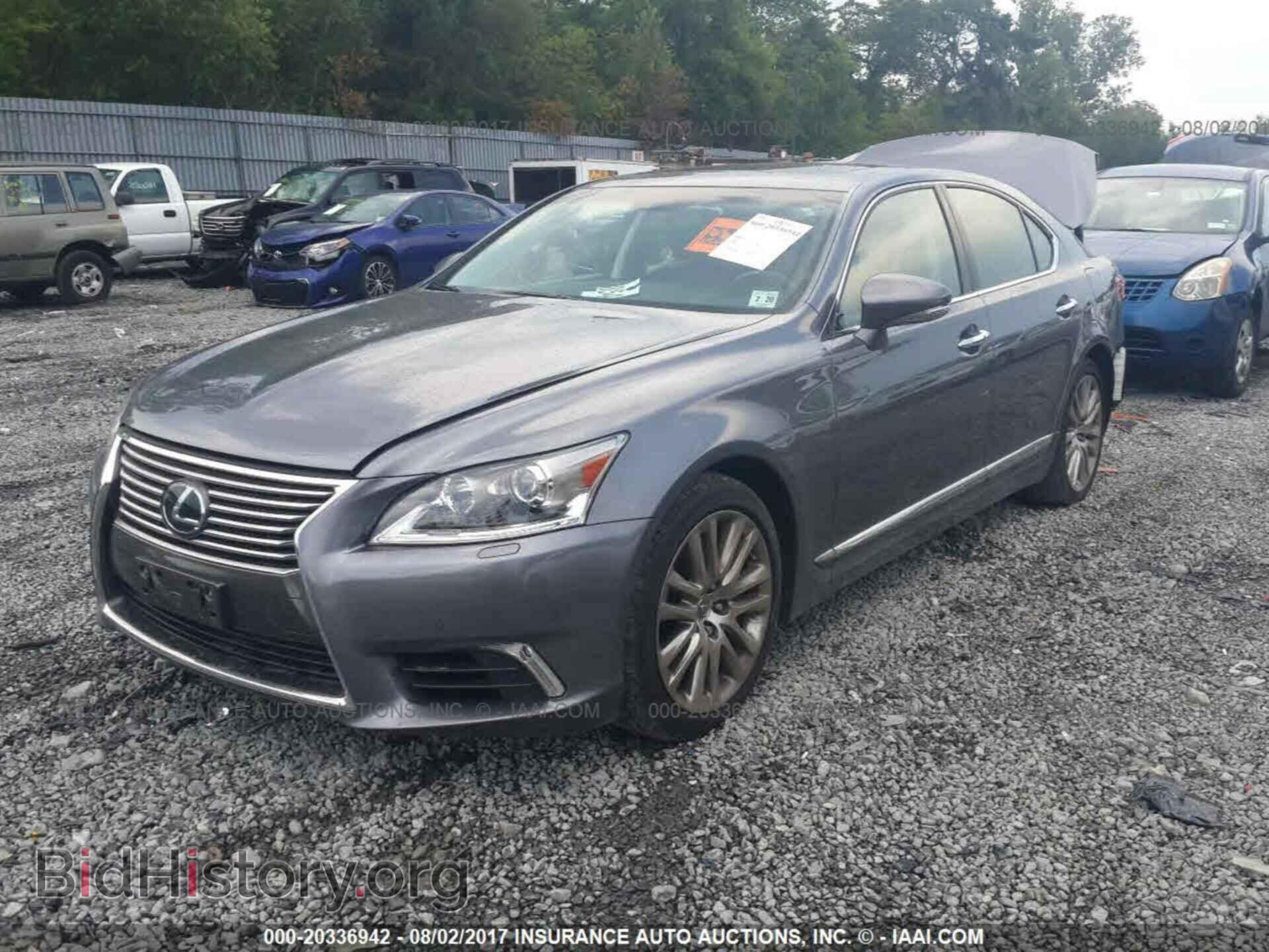 2014 LEXUS LS - VIN: JTHCL5EF2E5022928 - Photo 2