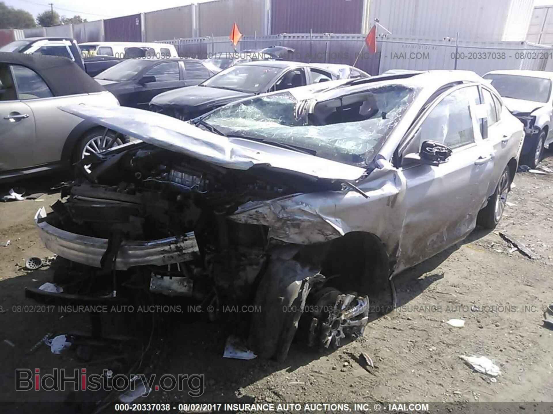 2015 Chrysler 200 - VIN: 1C3CCCAB5FN694321 - Photo 2