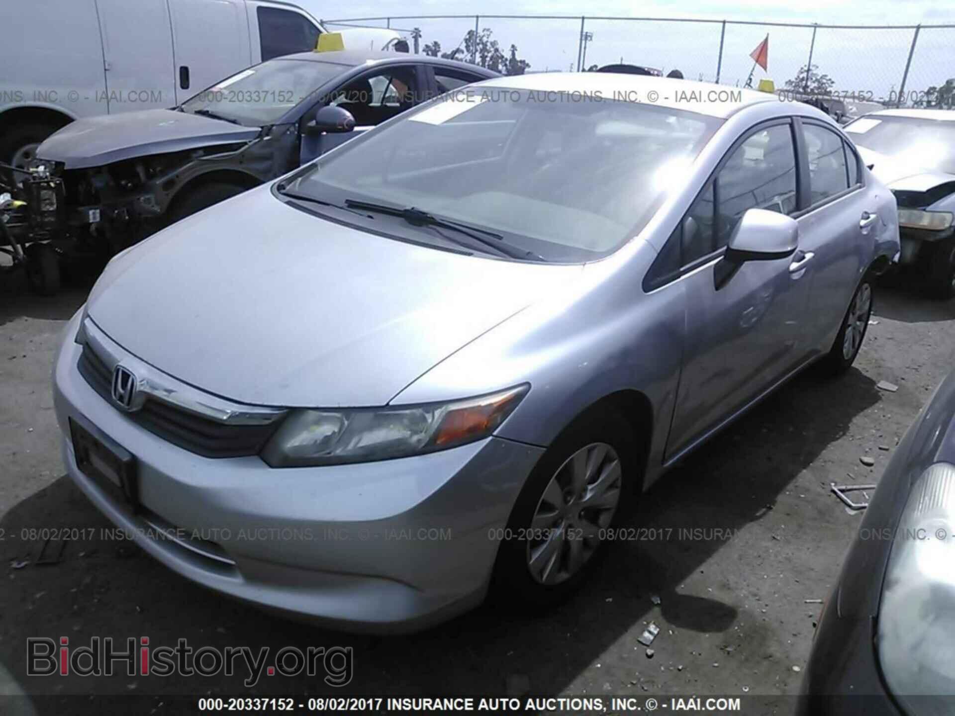 2012 Honda Civic - VIN: 2HGFB2F56CH333307 - Фото 2