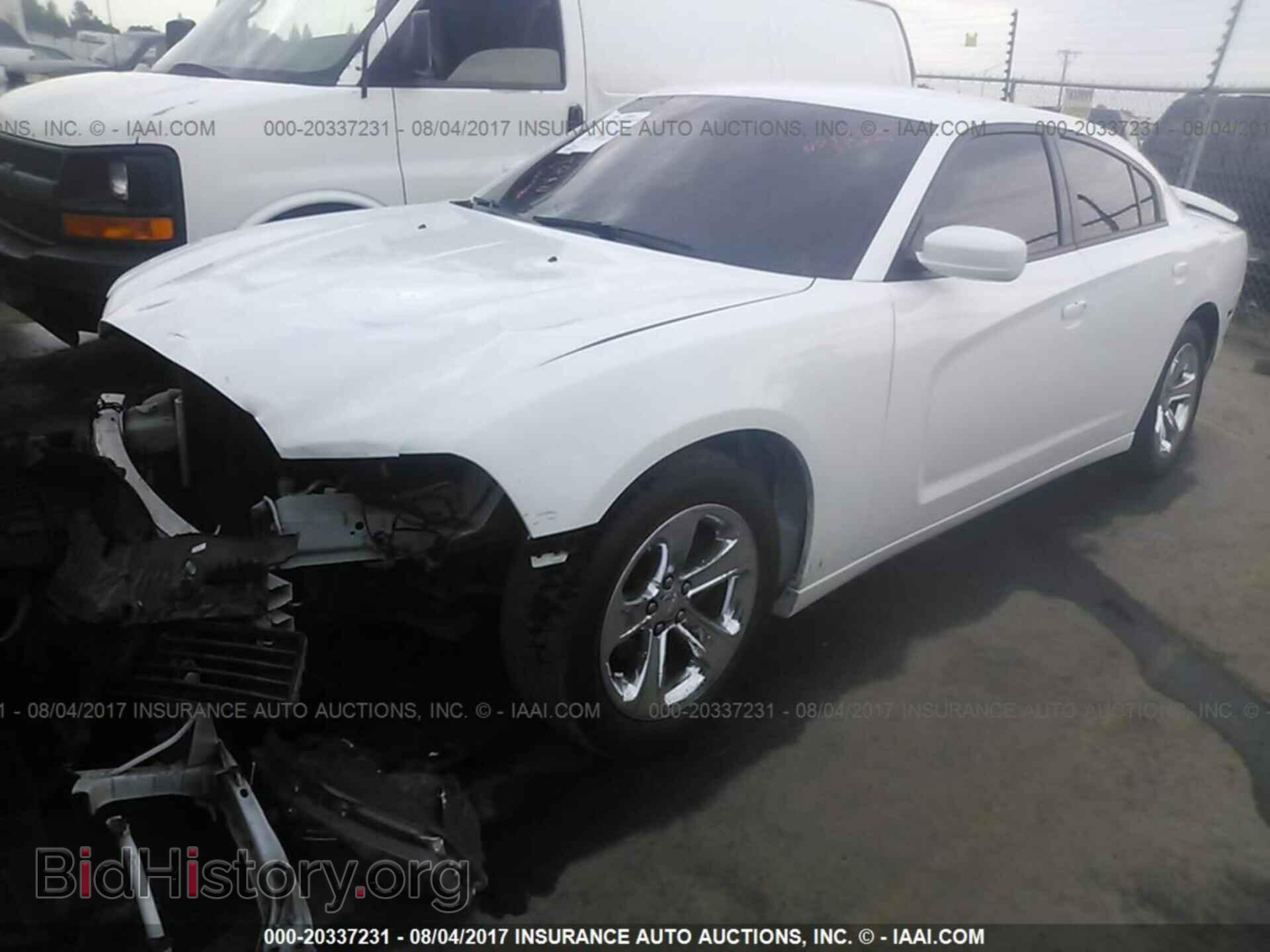 2013 Dodge Charger - VIN: 2C3CDXHG8DH545381 - Фото 2