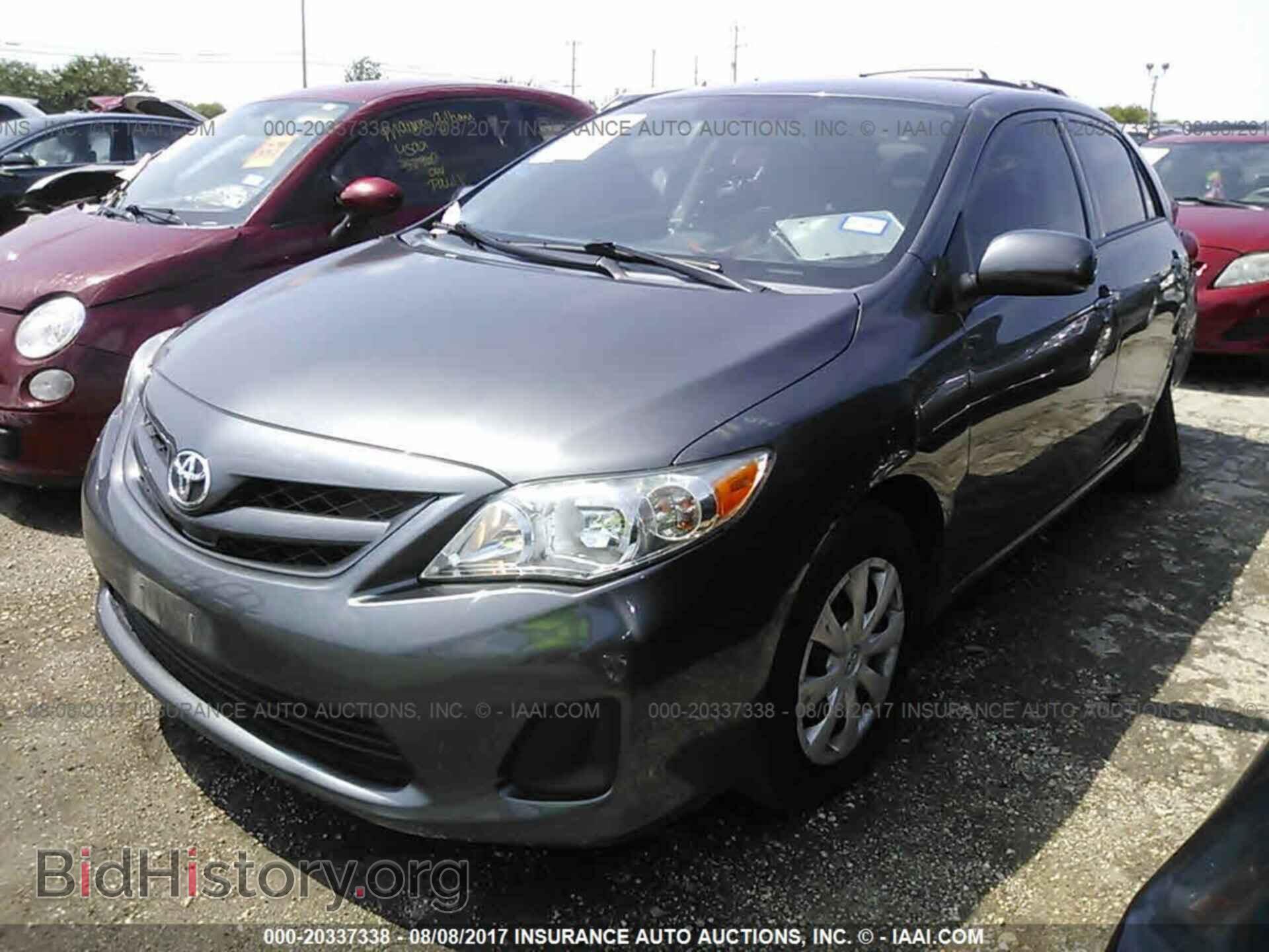 2013 Toyota Corolla - VIN: 5YFBU4EEXDP210397 - Фото 2