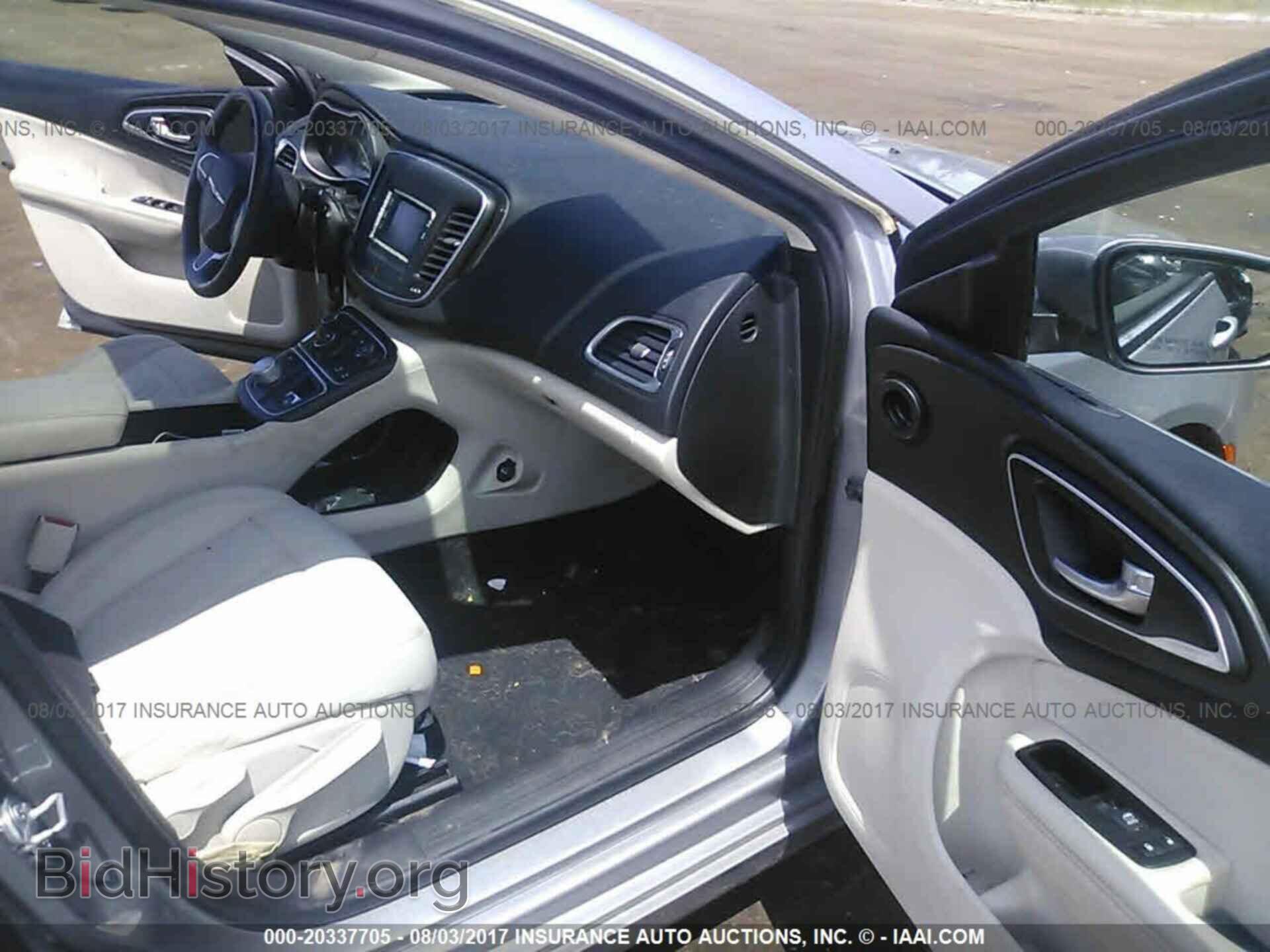 2015 Chrysler 200 - VIN: 1C3CCCAB0FN568237 - Photo 5